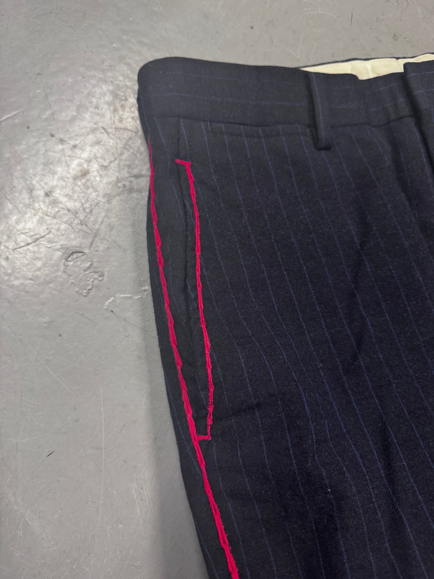 EZ Zegna Ruched Capri Pants