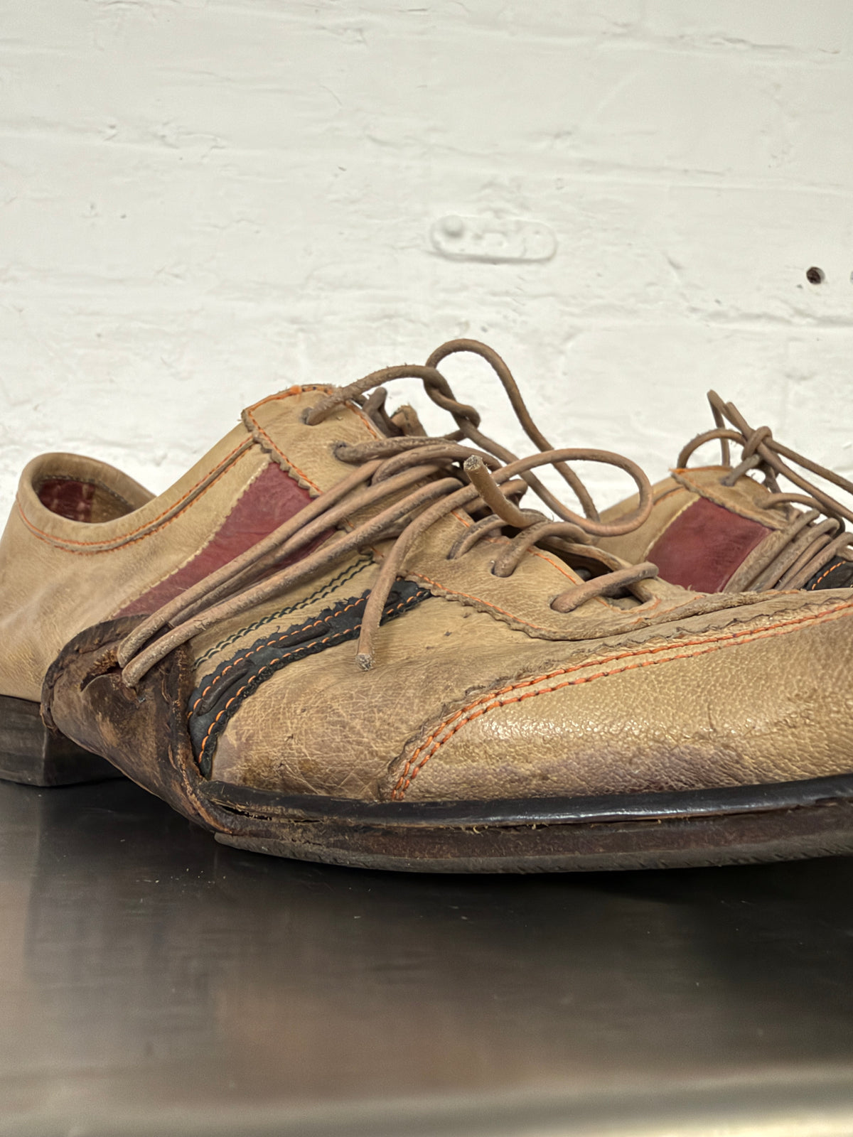Alfredo Bannister Wrap Lace Stripe Detail Leather Shoes