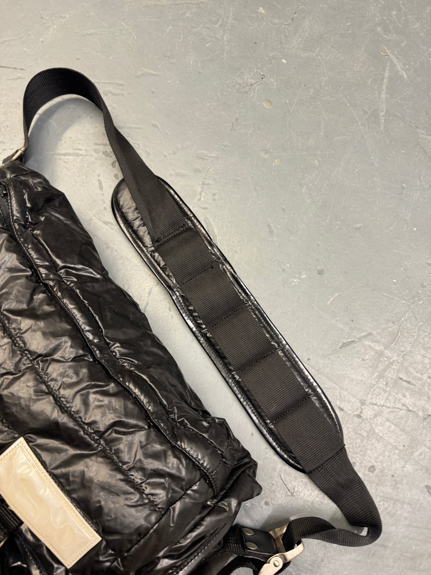 Alfredo Bannister Padded Utility Bag