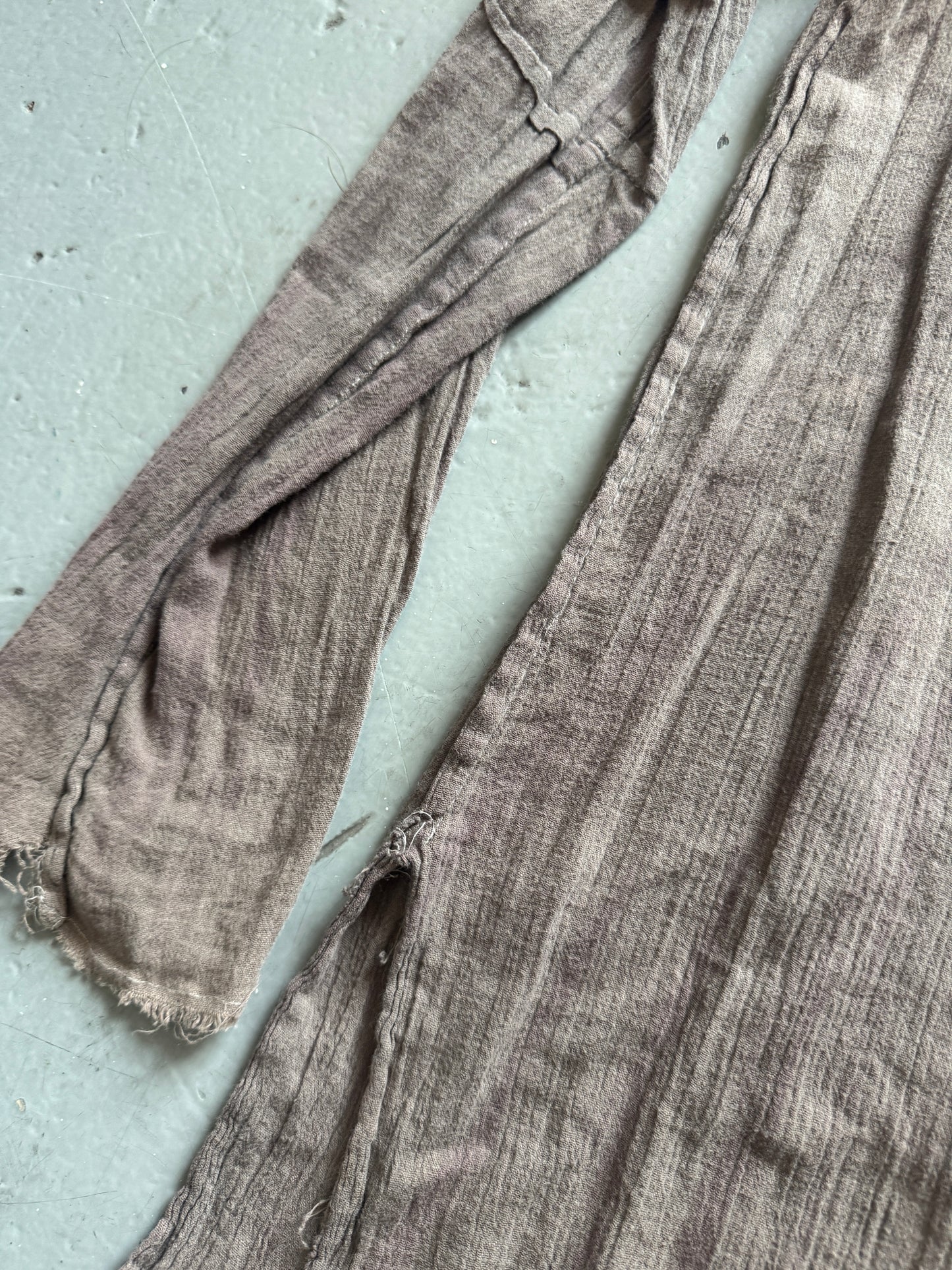 olubiyi thomas eggplant overdye linen longsleeve sample