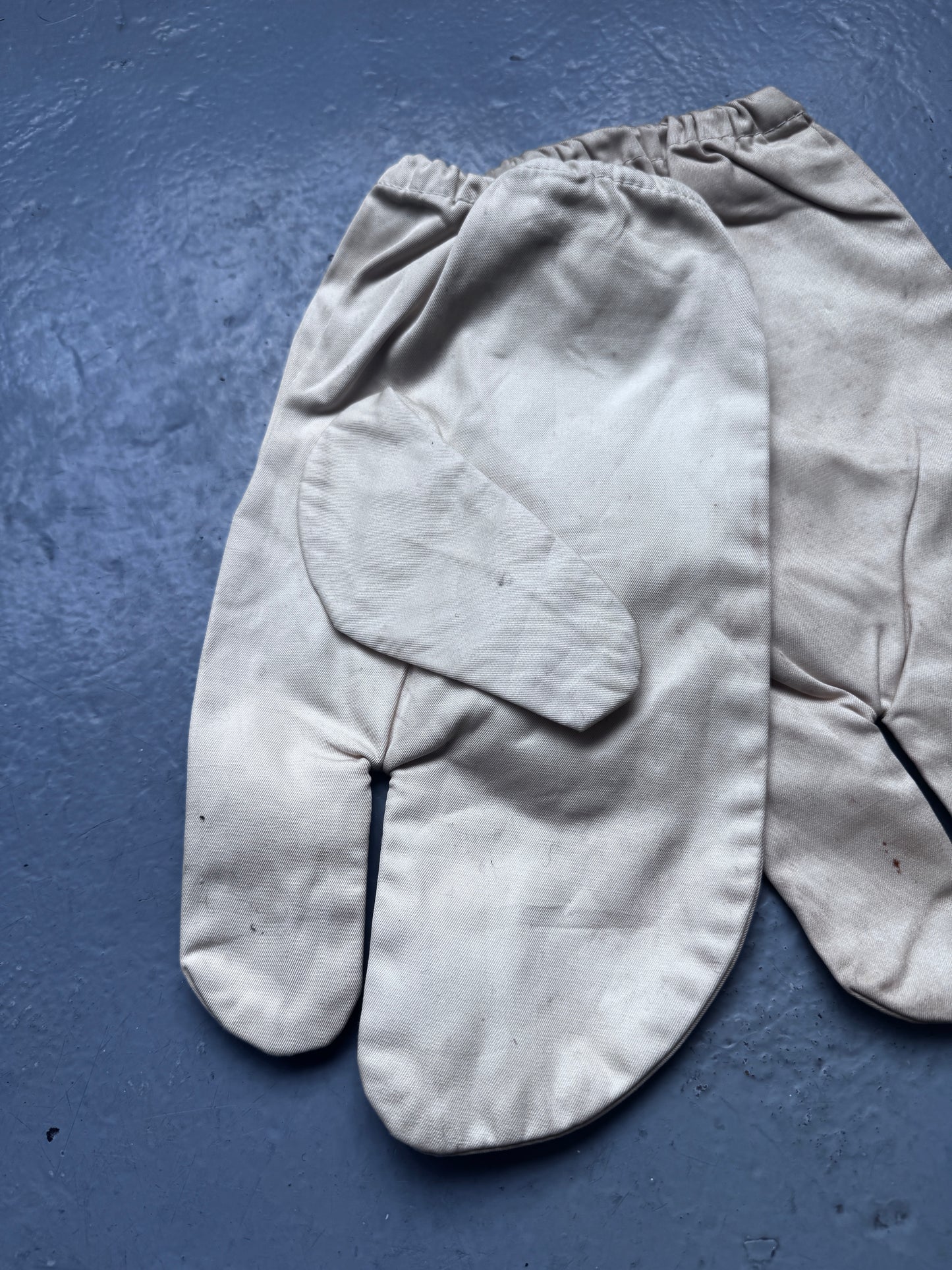 military tabi glove