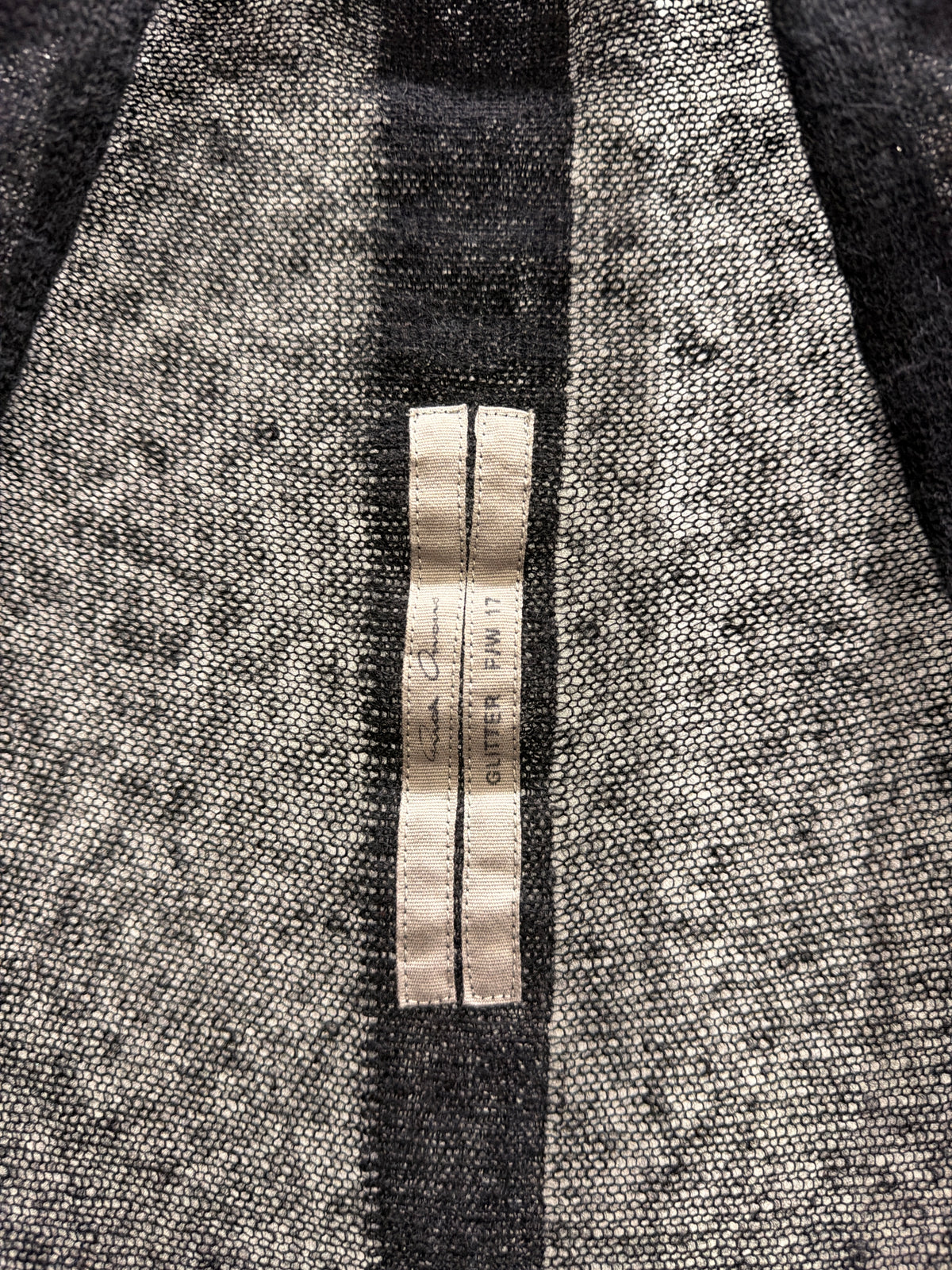 Rick Owens AW17 Glitter Alpaca Wool Loose-Weave Knit Longline Cardigan
(S)