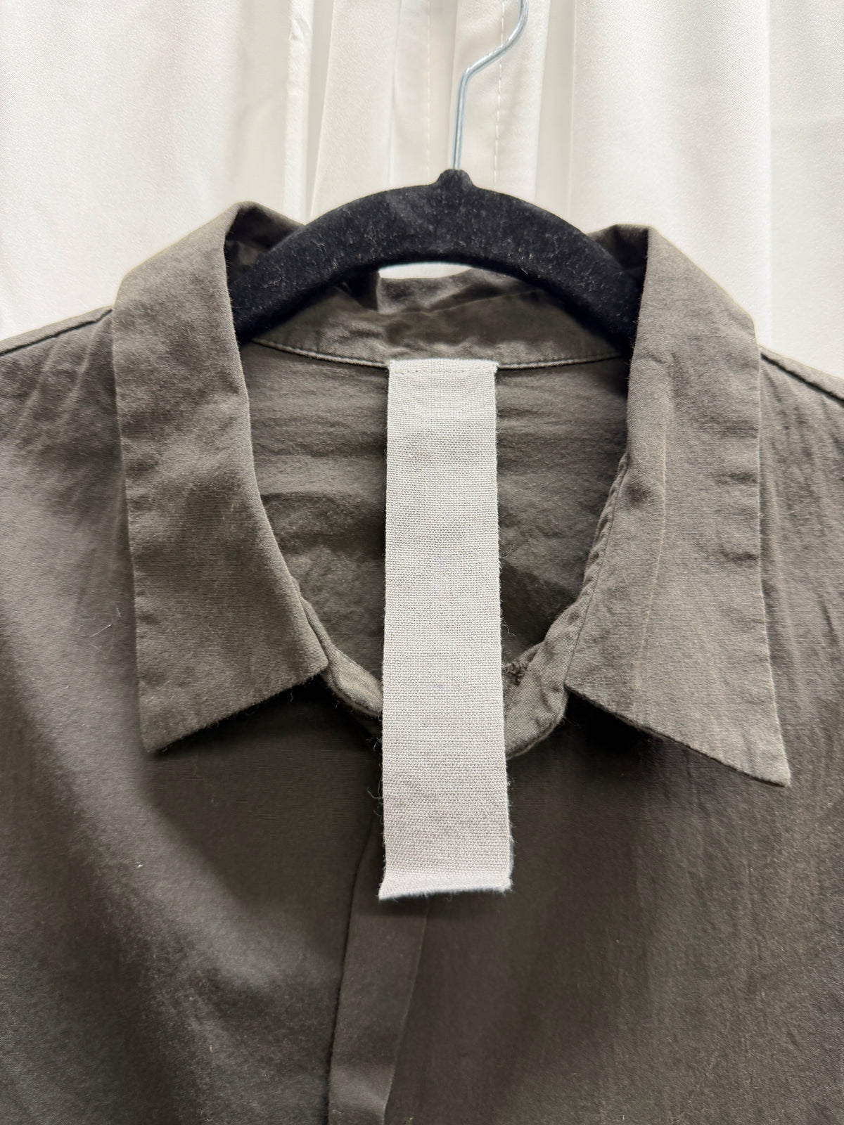 LM Altieri (Carpe Diem) 2005 Olive Cotton Fold-Placket Shirt (L)