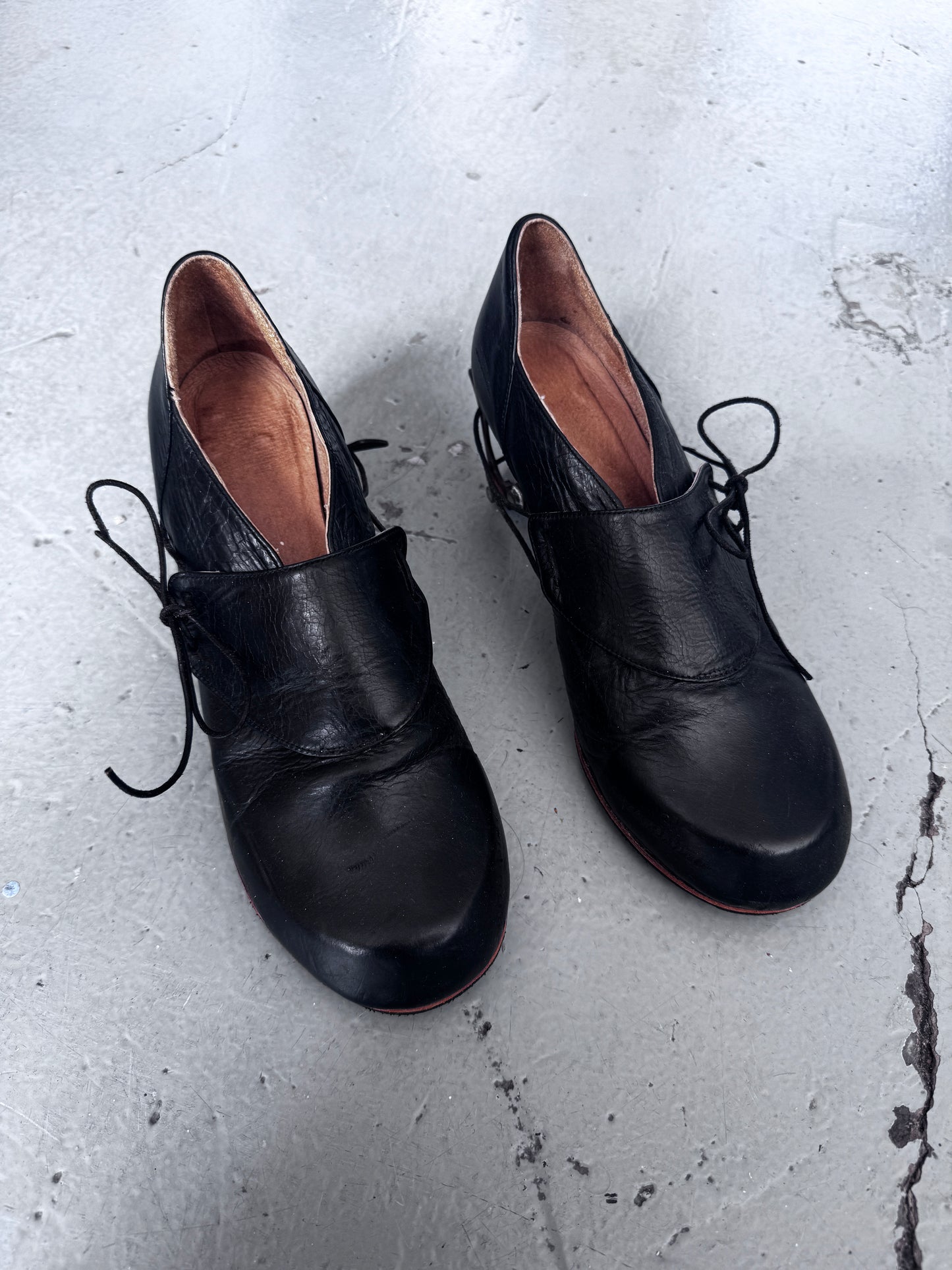 Kei Kagami Metal Structure Heel