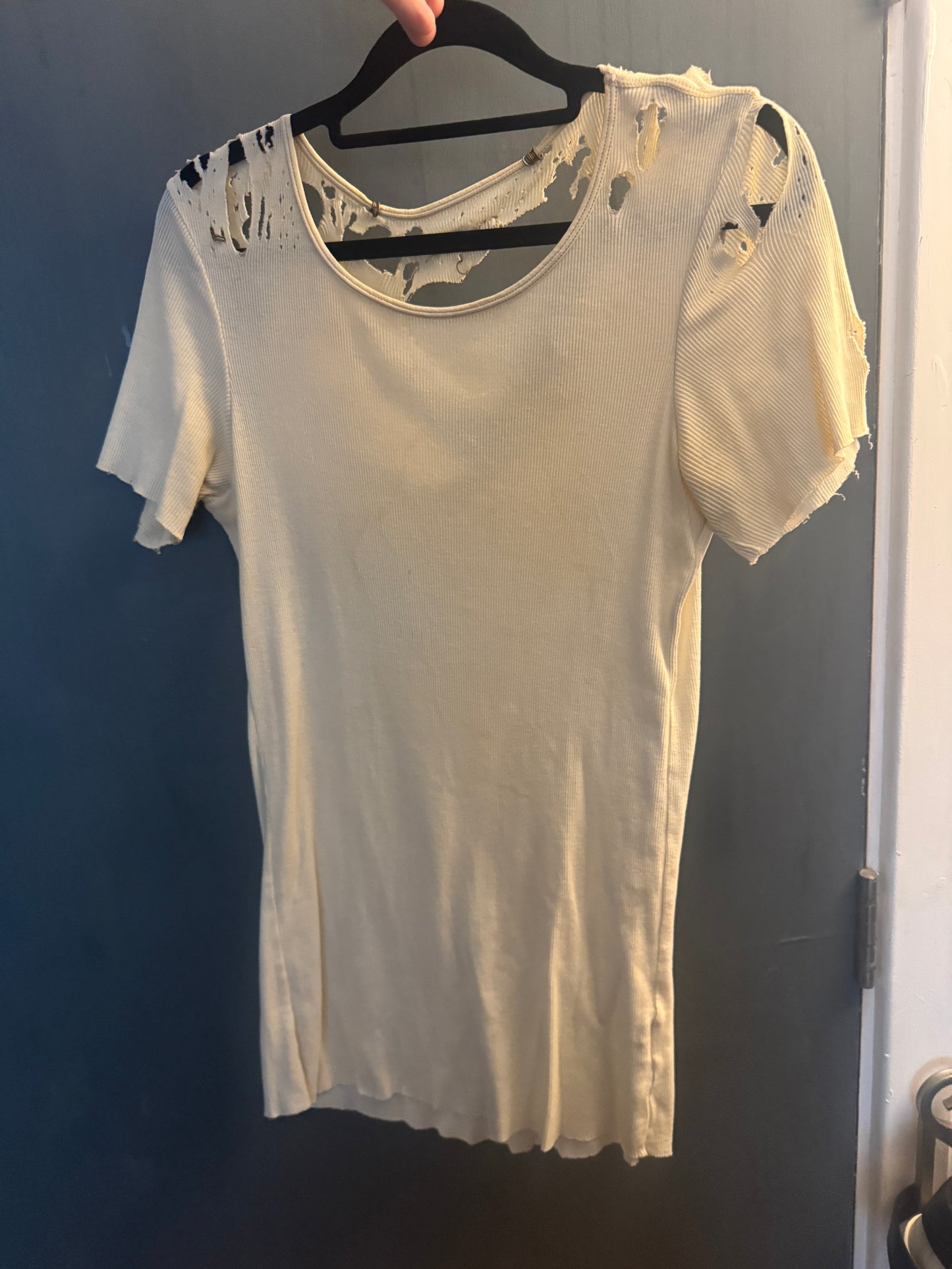 ifsixwasnine mudmax distress pierced tee