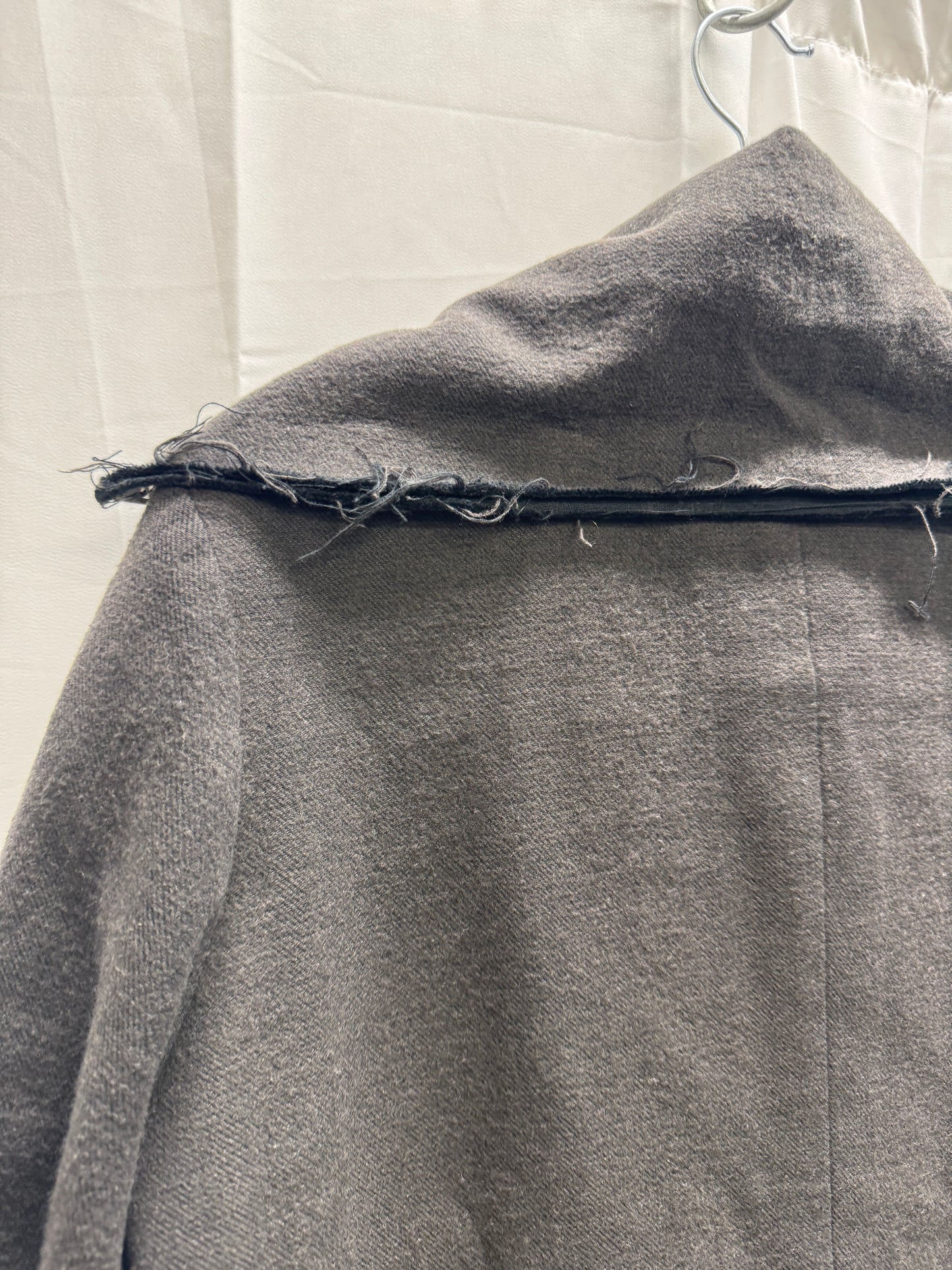 s/stere thick cashmere blend wing collar split coat