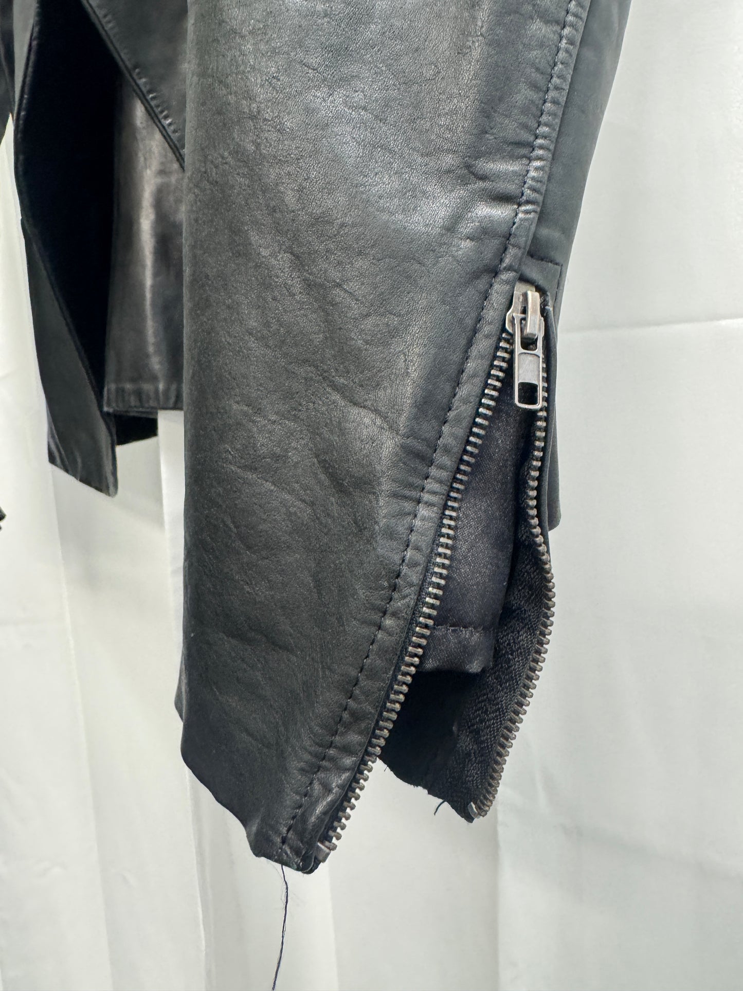 Cedric Jacquemyn hraun textured sheepskin collared leather jacket