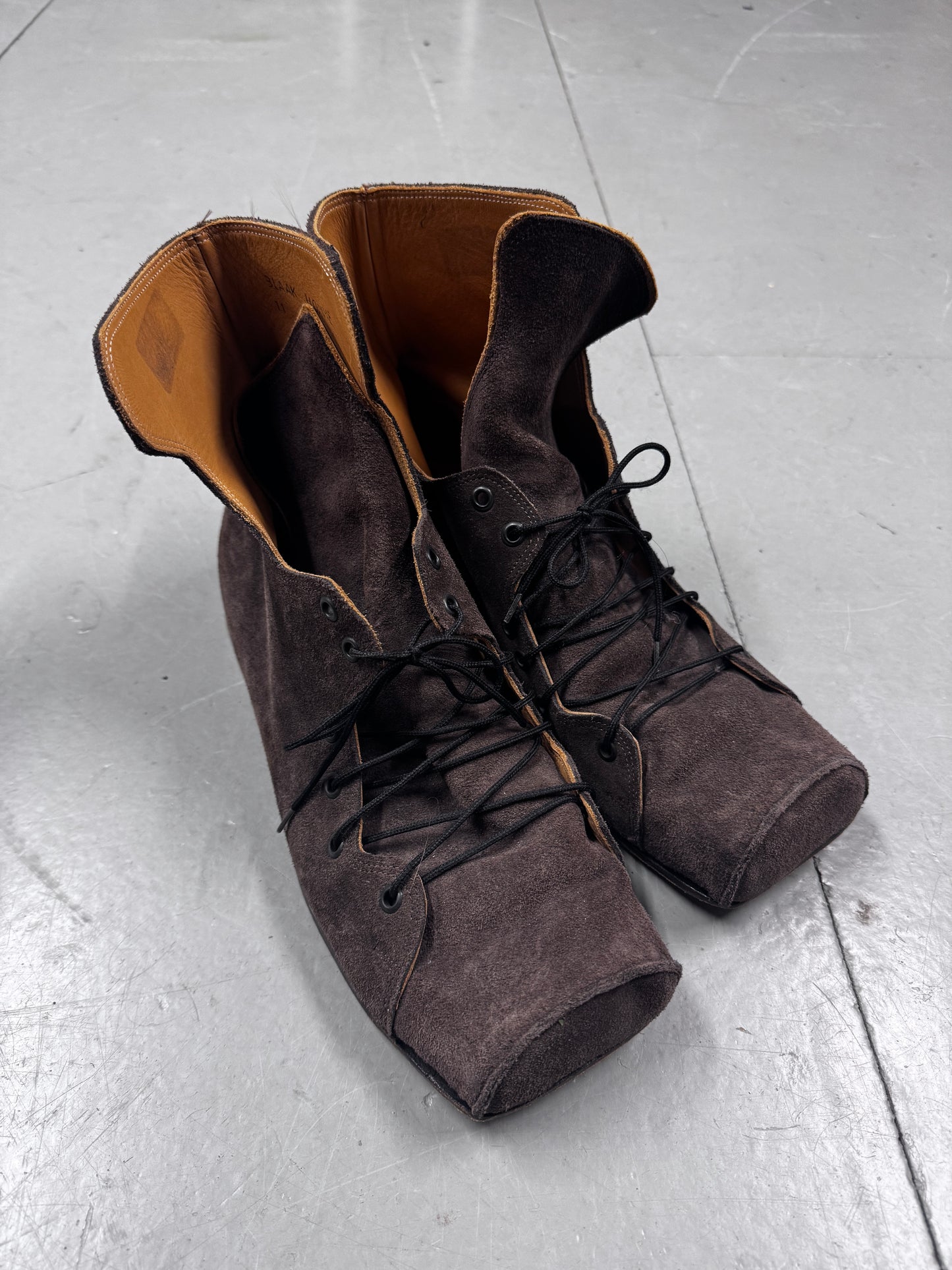 The Old Curiosity Shop Hog Toe Suede Boots