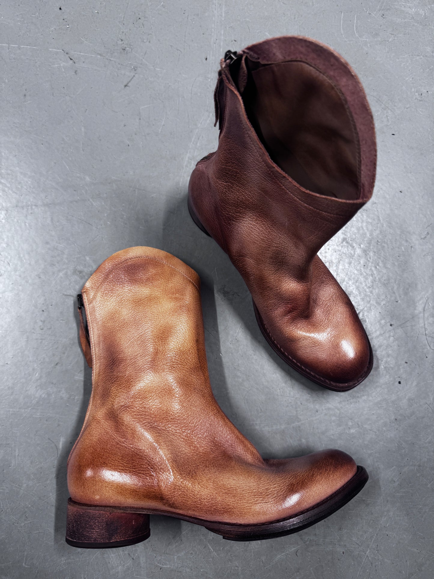 Cherevichkiotvichki Back Zip Boot