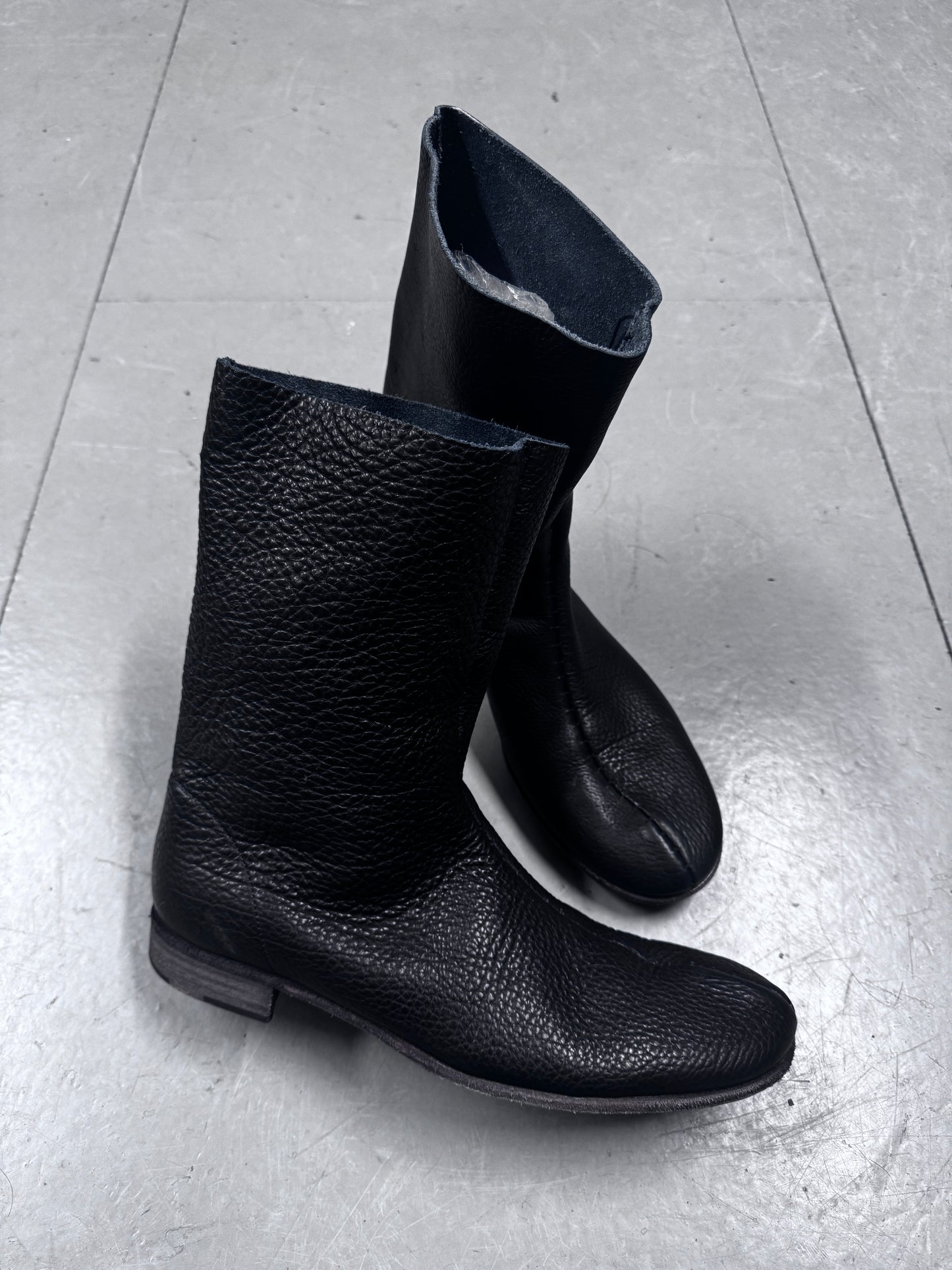 m.a+ grained leather front stitch boot