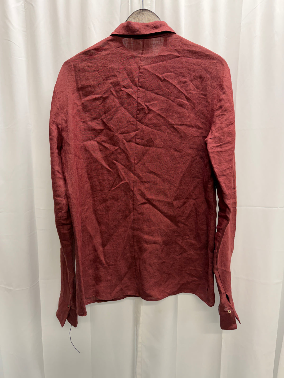 m.a+ one piece lightweight red shirt (L)