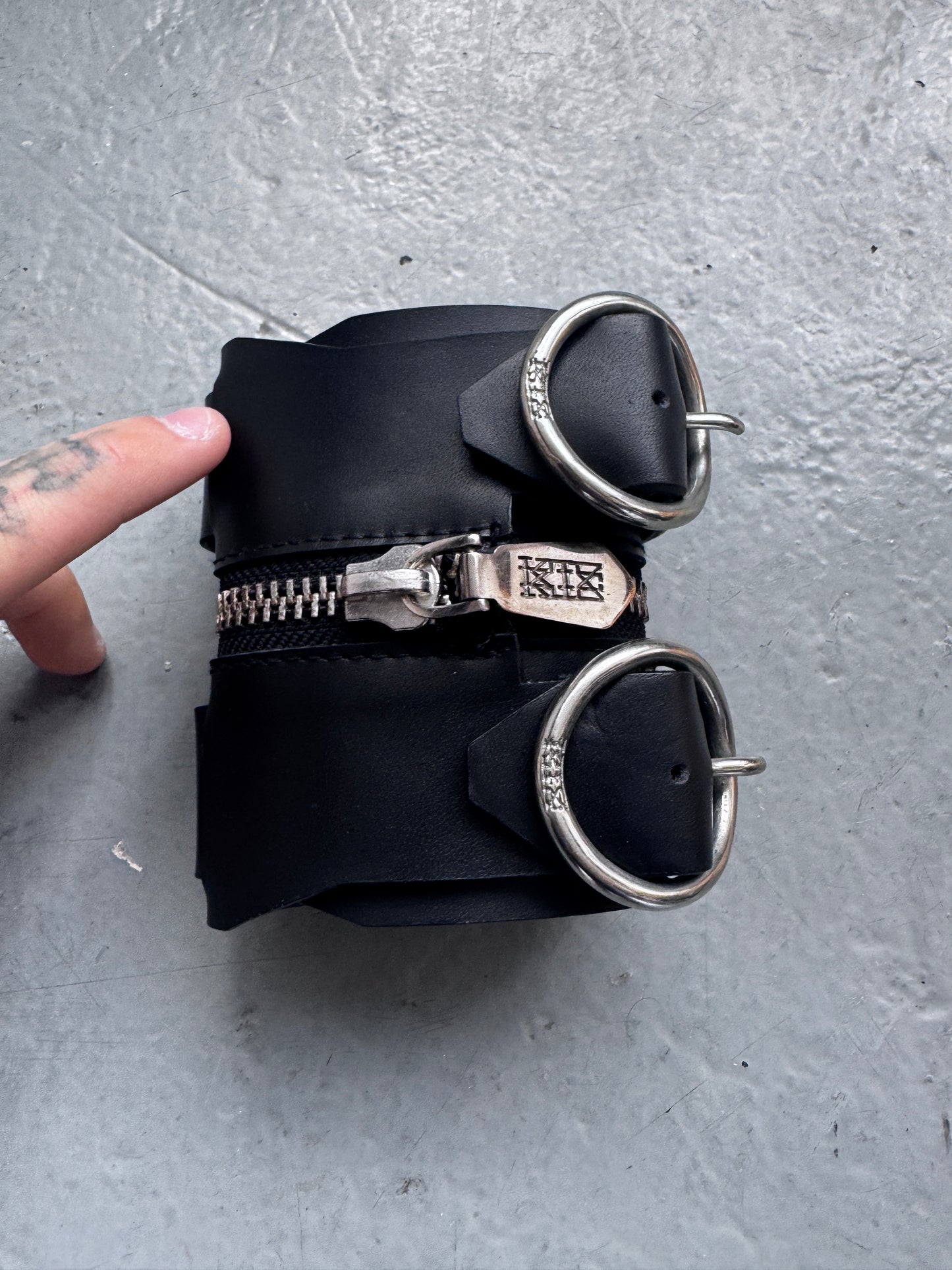 KTZ thick zipper bracelet