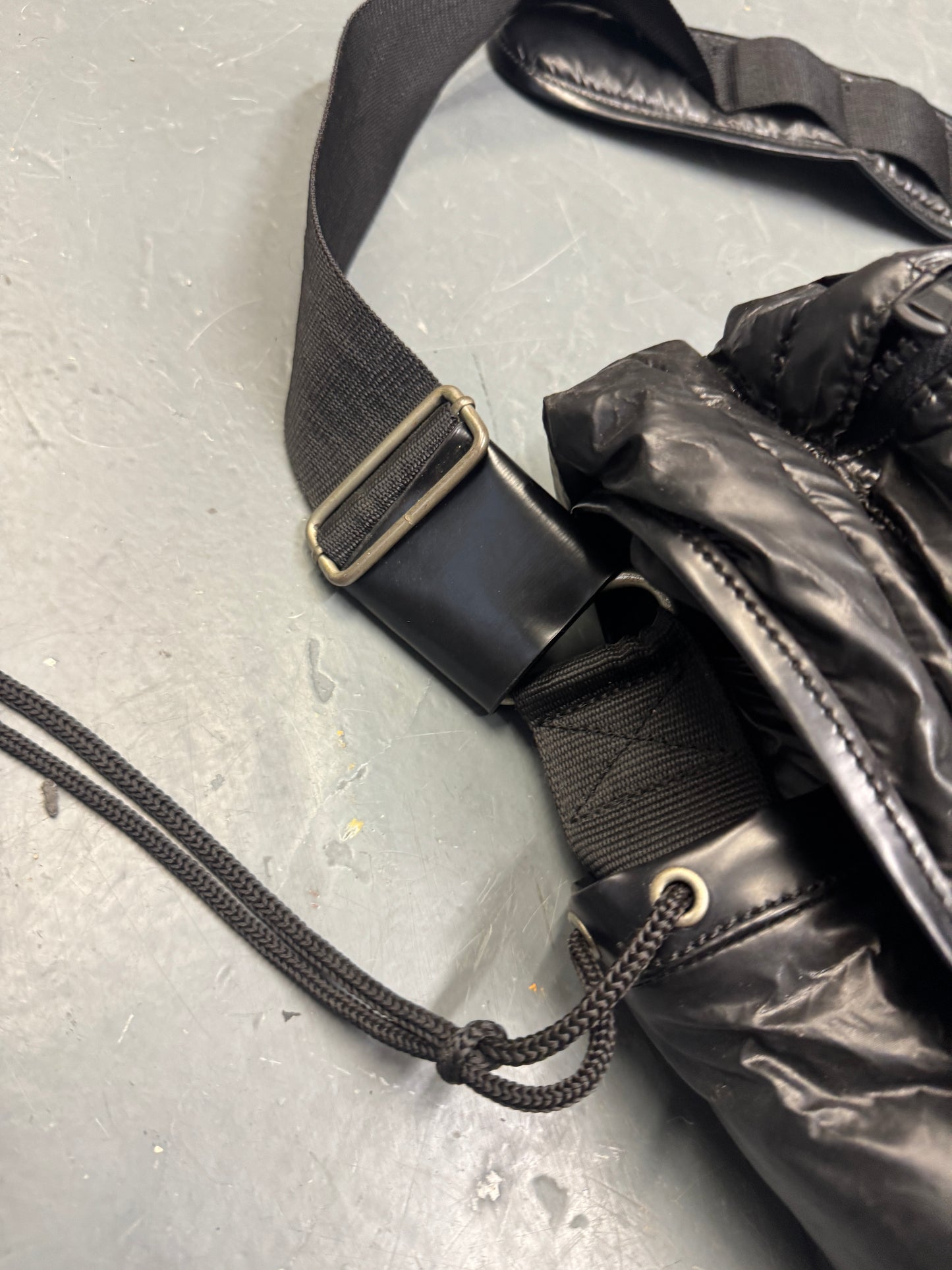 Alfredo Bannister Padded Utility Bag