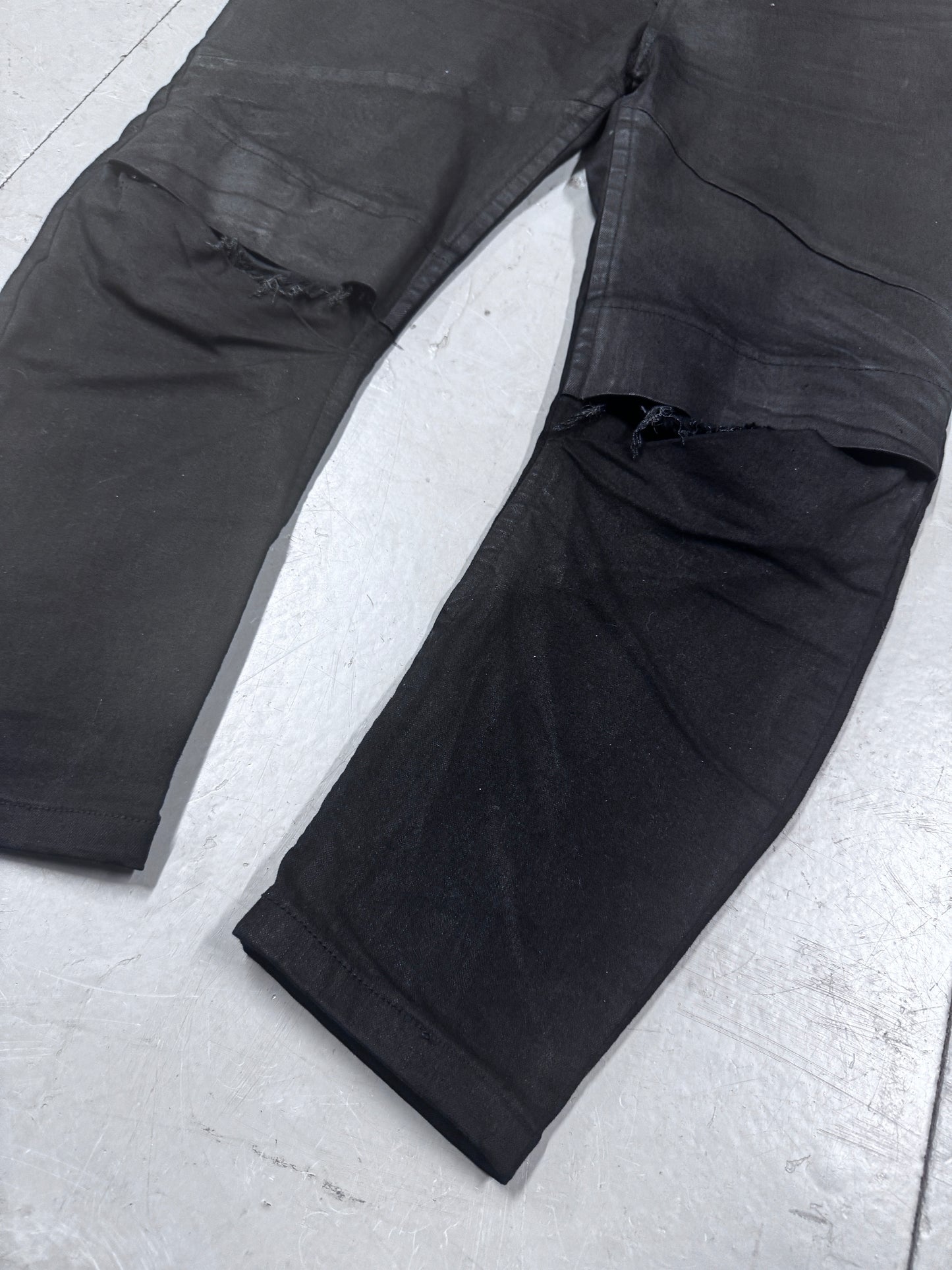 Julius SS17 Knives Layer Knee Waxed Jeans