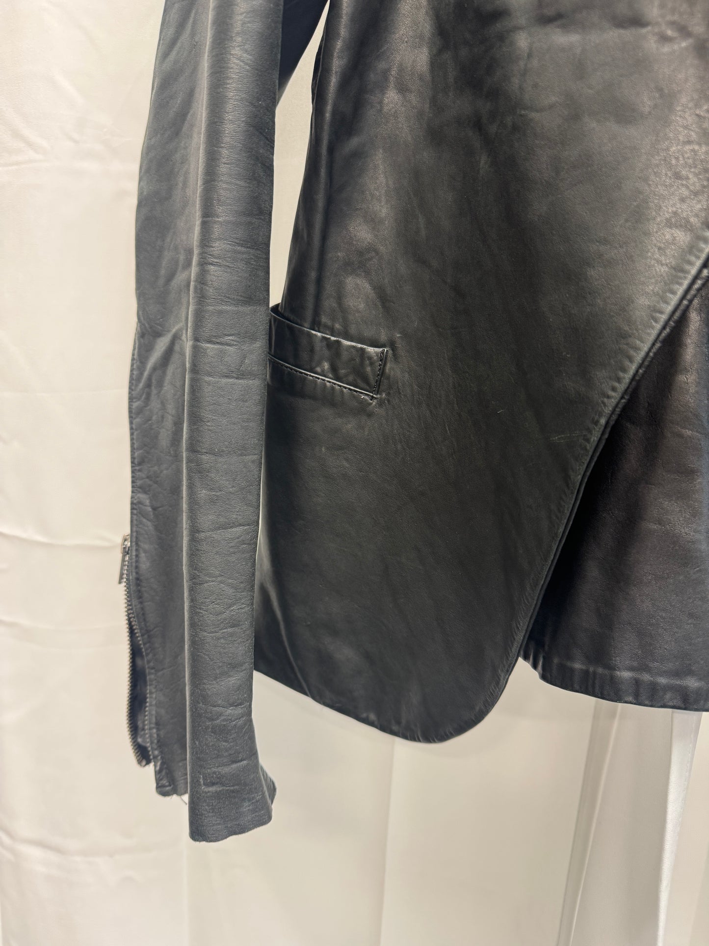 Cedric Jacquemyn hraun textured sheepskin collared leather jacket