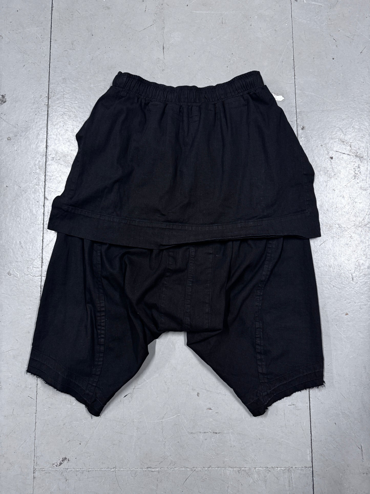 MA Julius Skirt Layer Drop Crotch Short