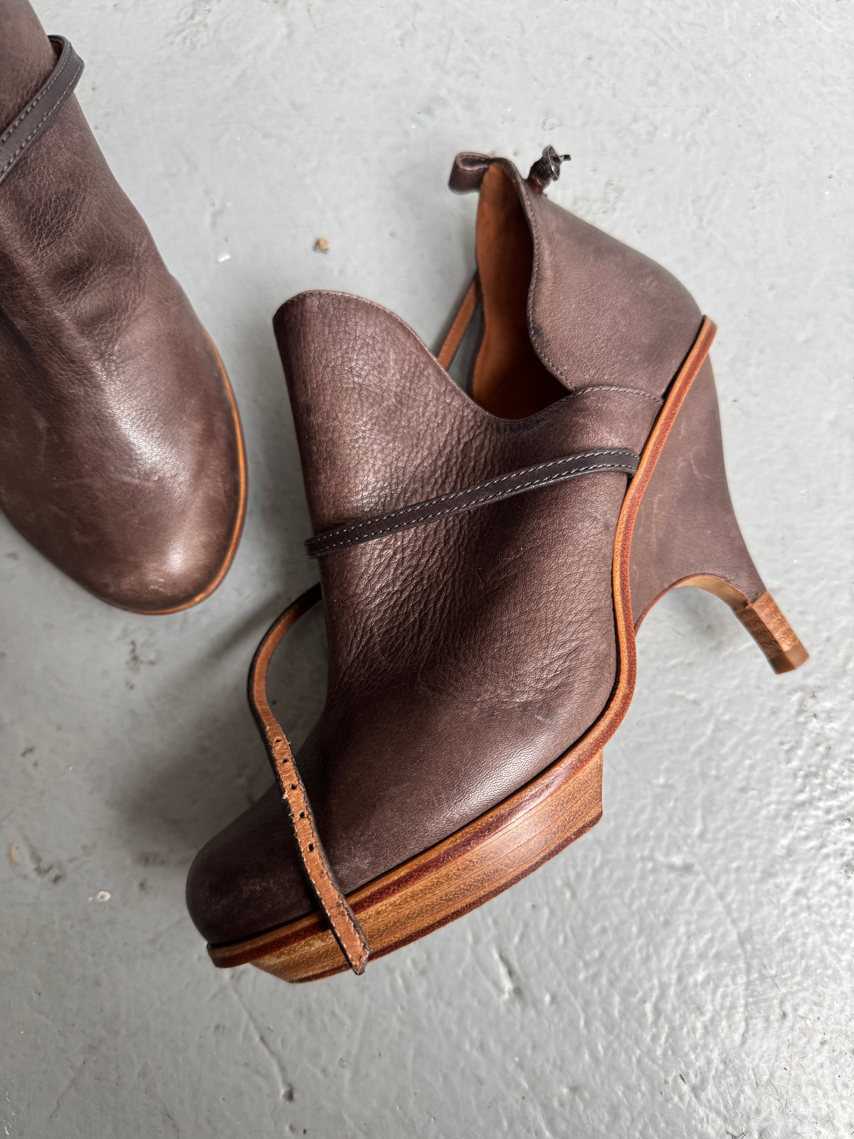 leif dottir abstract wooden heel 6