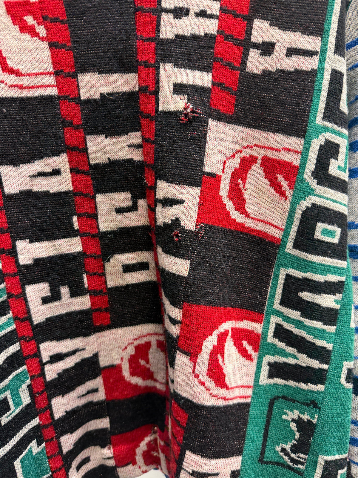 Maison Martin Margiela x H&M Reconstructed Football Scarf Knit Sweater (M)