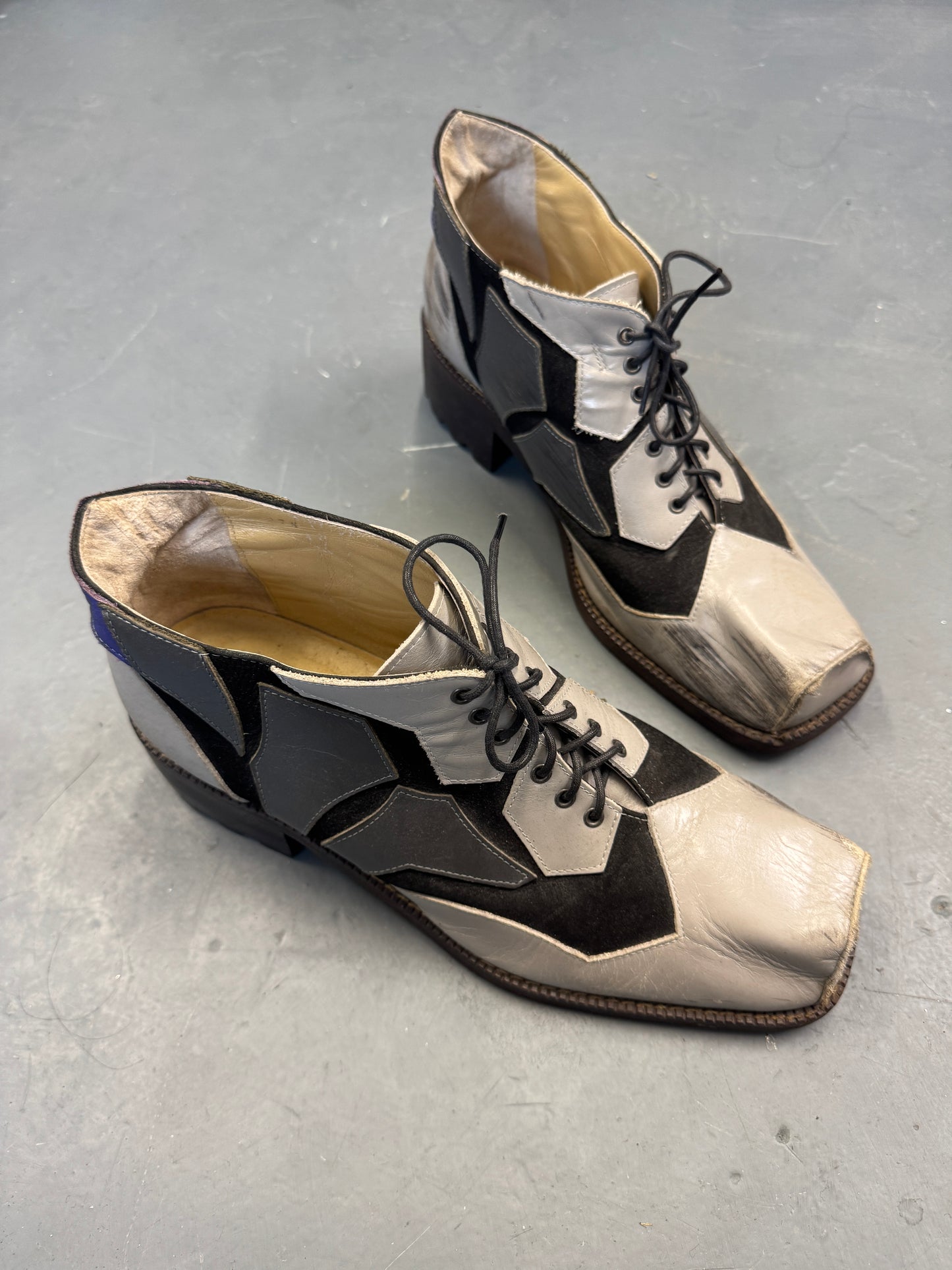 20471120 ss98 evangelion hog toe heeled boots