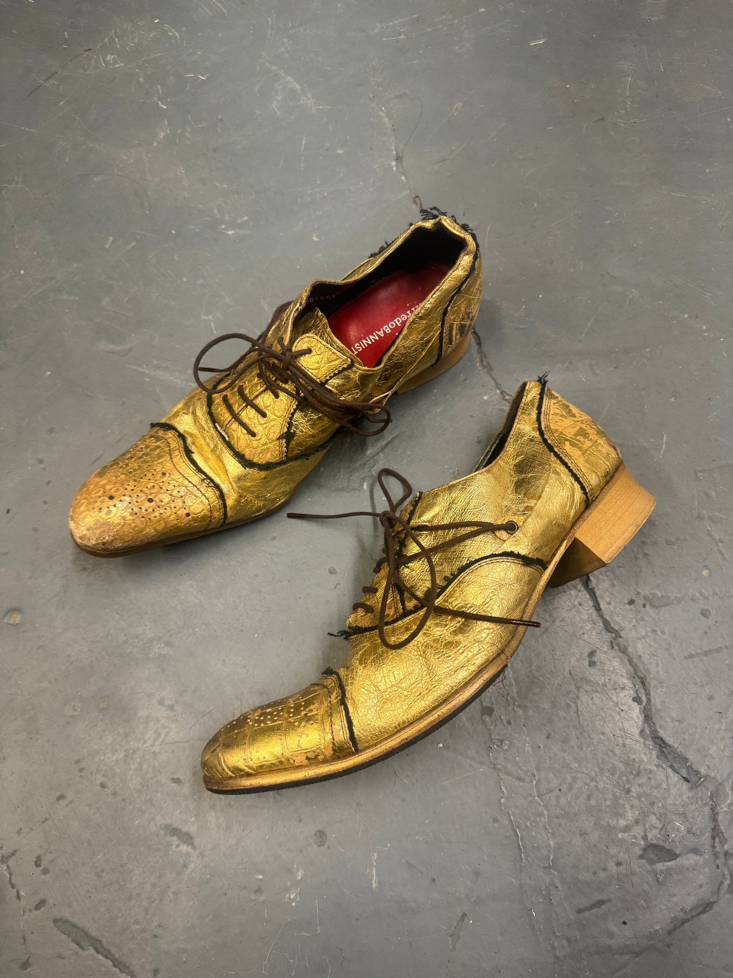 Alfredo Bannister Gold Leather Wrap Lace Pointed Shoe