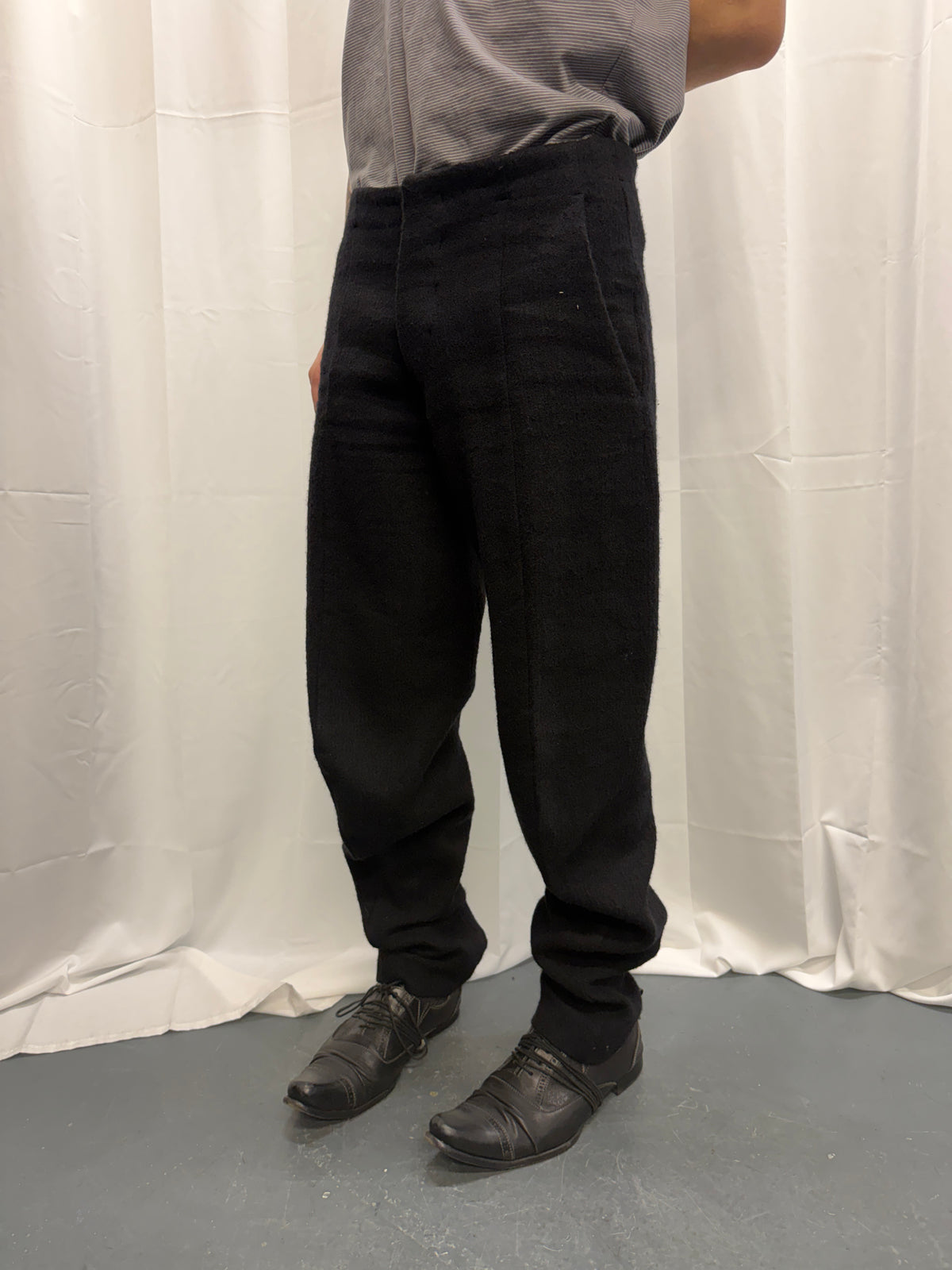 Forme D'Expression Wool Banana Cut 3D Twisted Trouser