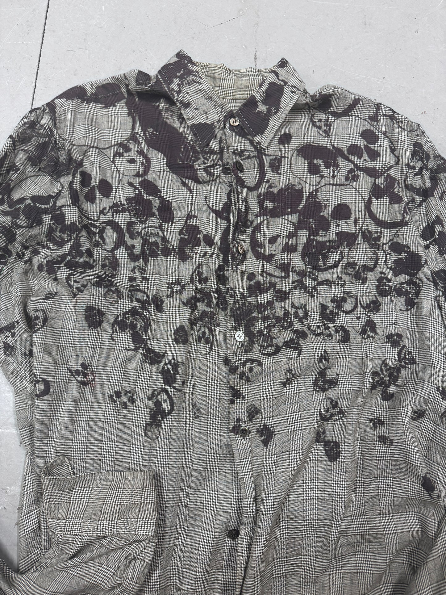 Nozomi Ishiguro Twist Sleeve Skull Shirt