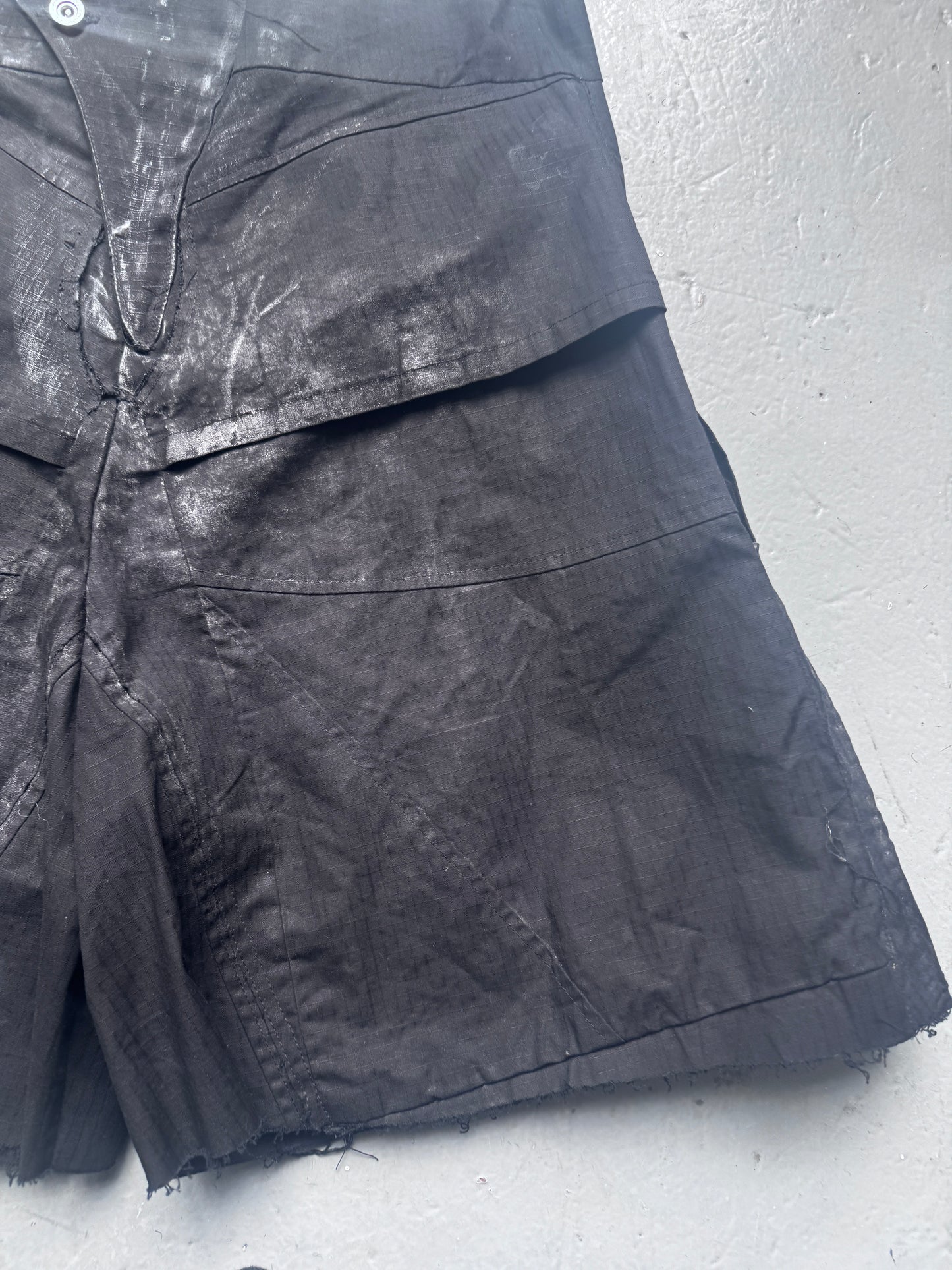 kai ghattaura marked cargo short
