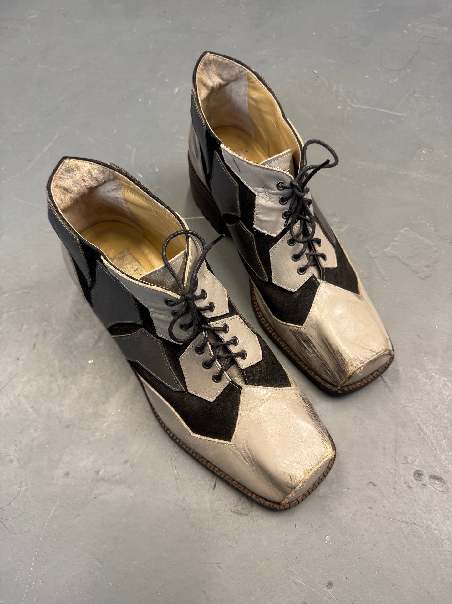 20471120 ss98 evangelion hog toe heeled boots