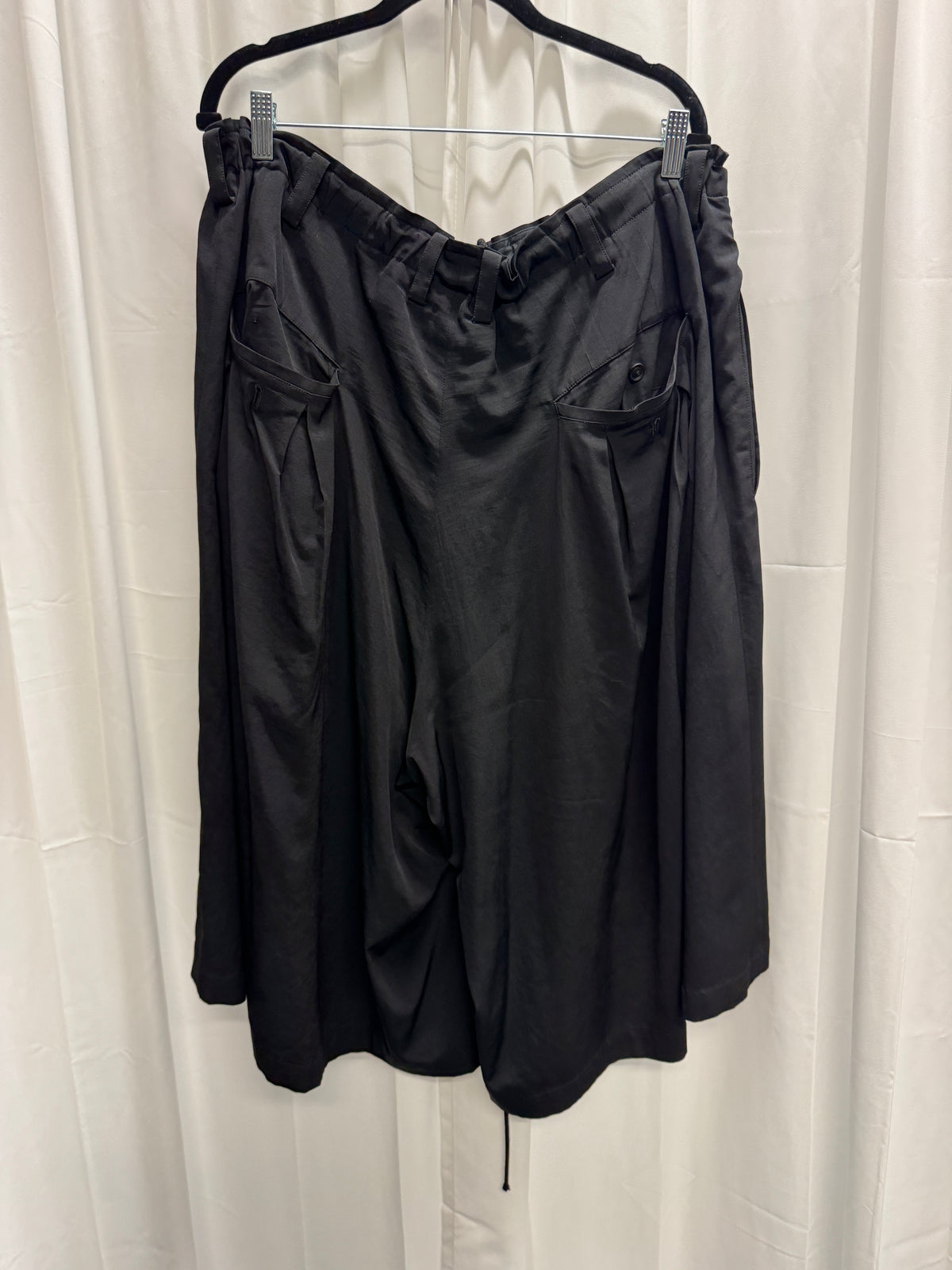 Yohji Yamamoto Pour Homme Lightweight Pleated Wide Shorts
