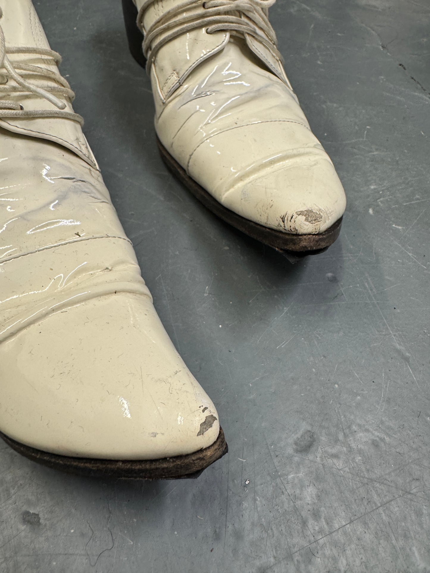 Hiromu Takahara Patent White Butter Knife Pointed Shoe