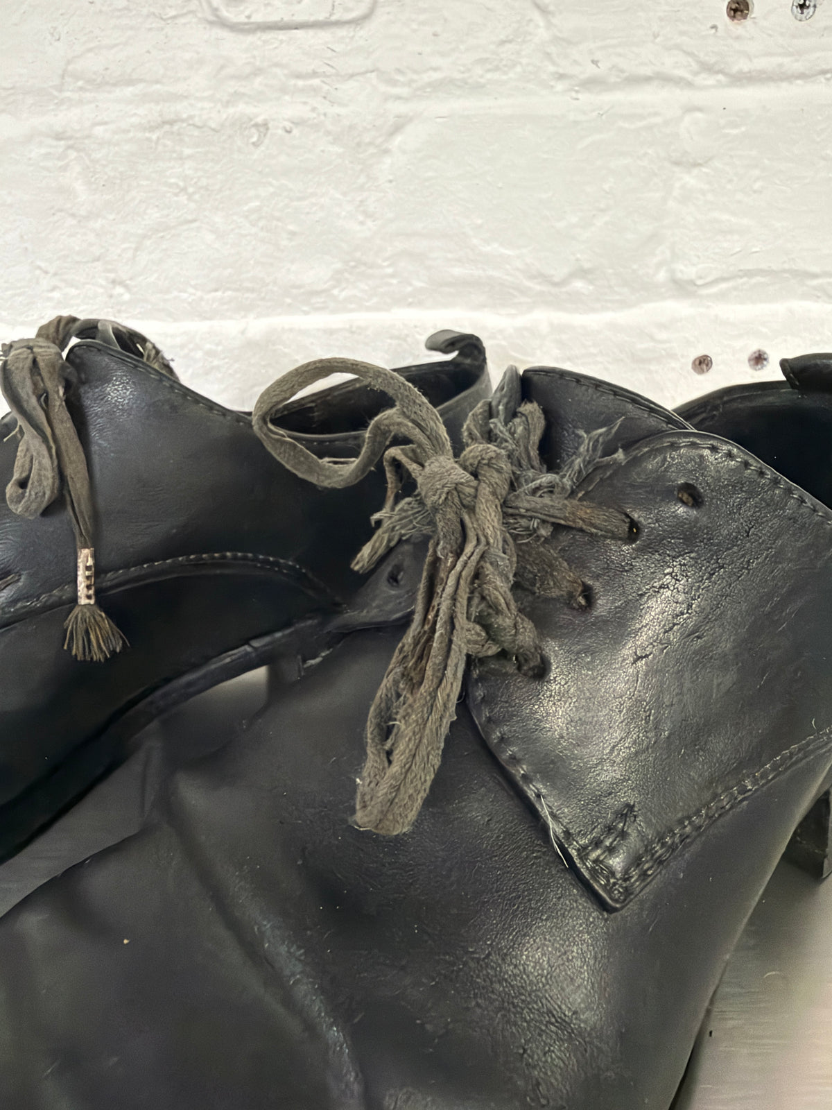Carol Christian Poell 4 Hole Horse Leather Derby