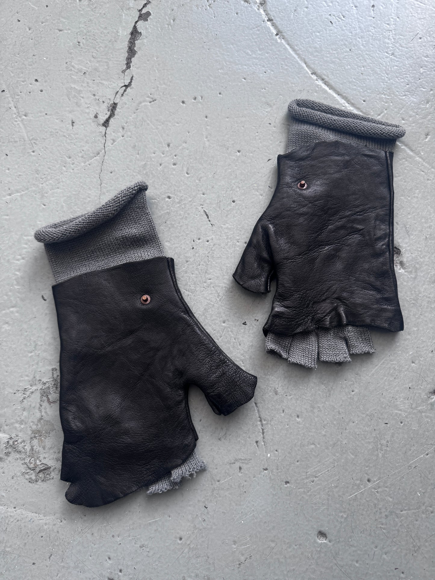 alexander fielden fingerless layer glove
