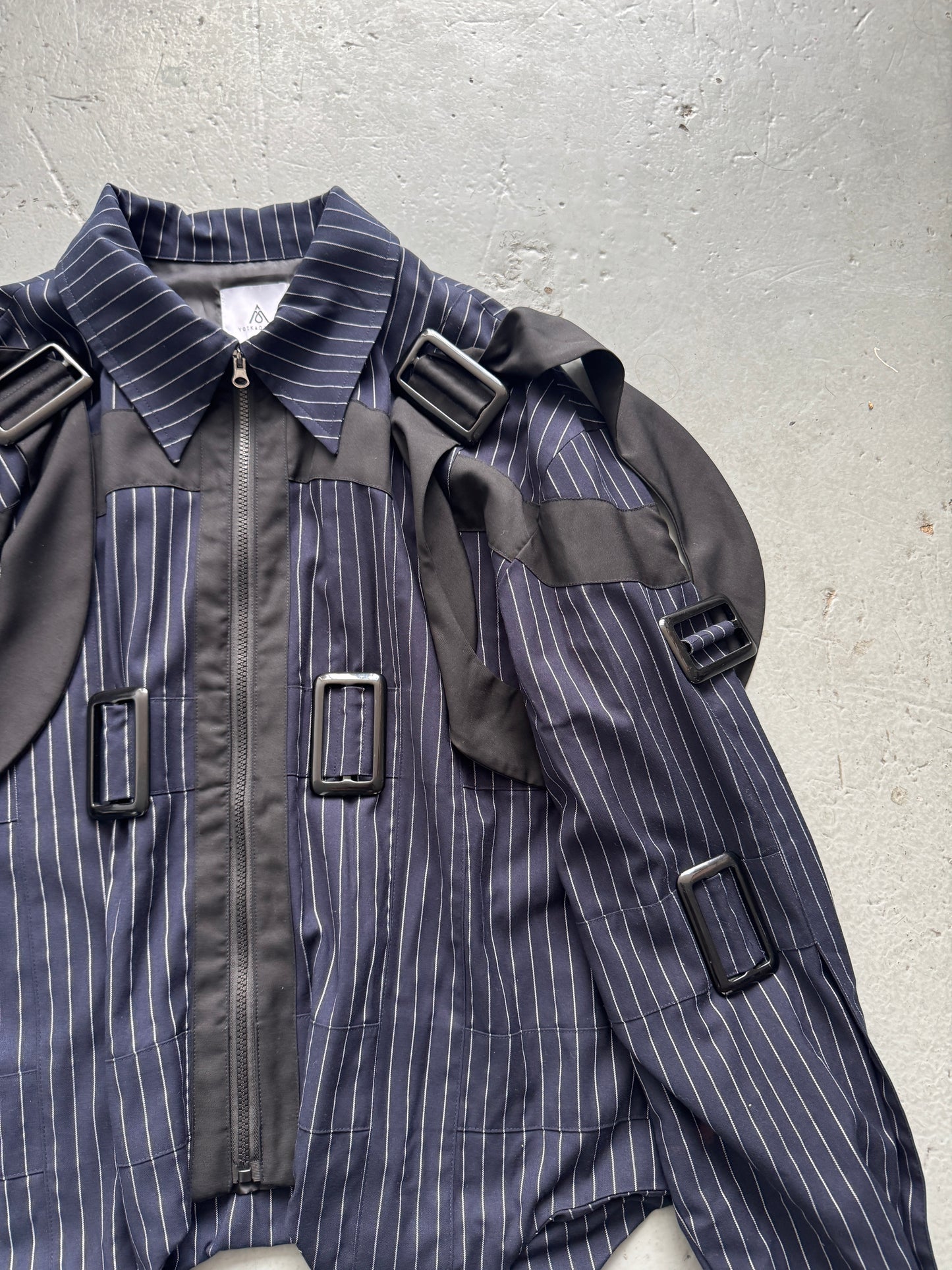 yoikadakada strapped bondage jacket