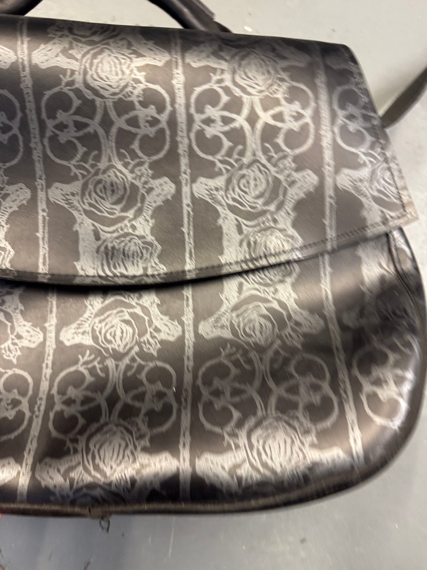beauty:beast dark knight rose pattern bag