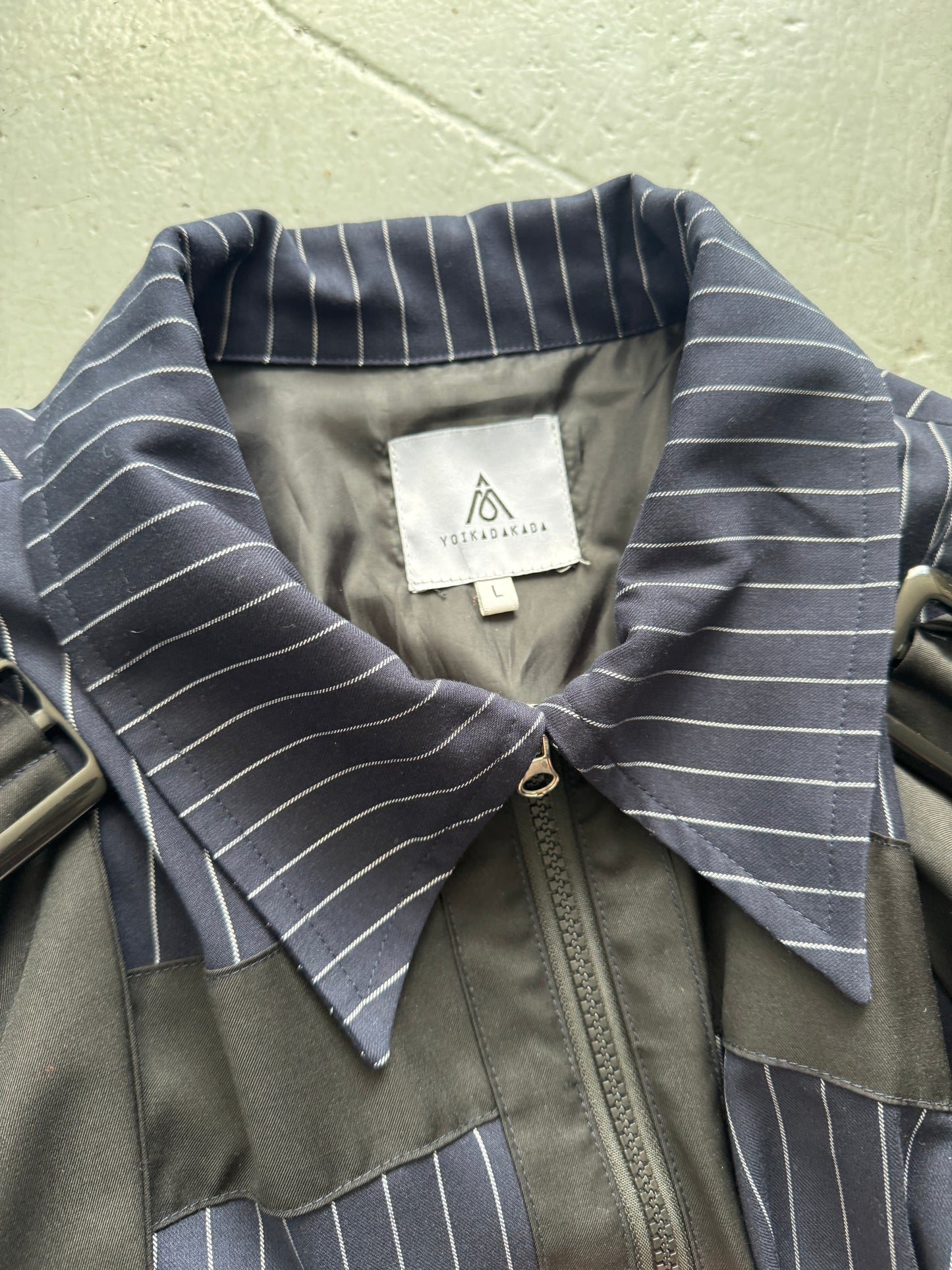 yoikadakada strapped bondage jacket