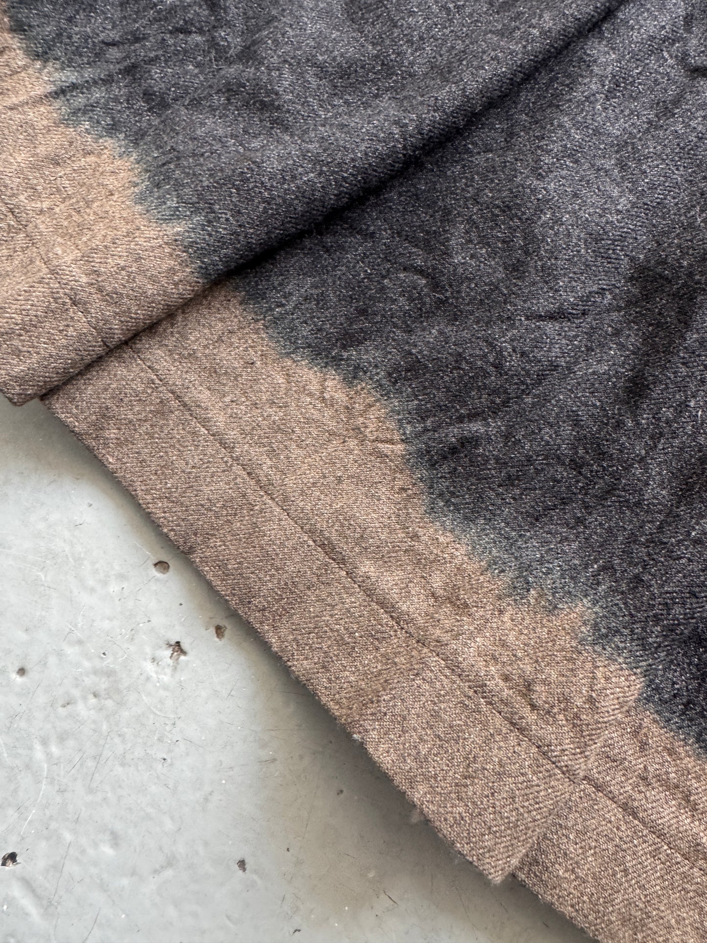 comme des garçons dip bleach wool pleat skirt