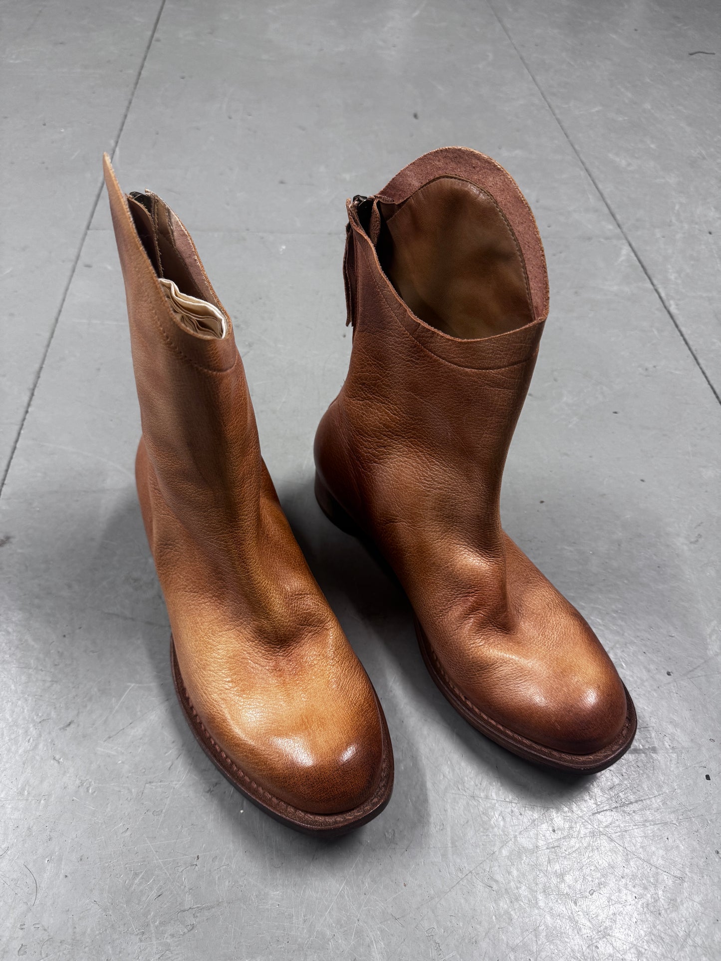 Cherevichkiotvichki Back Zip Boot