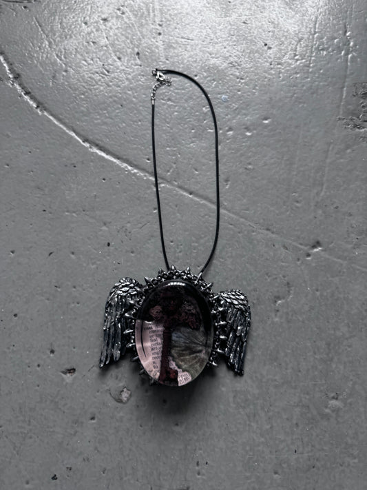 virtumore wing necklace