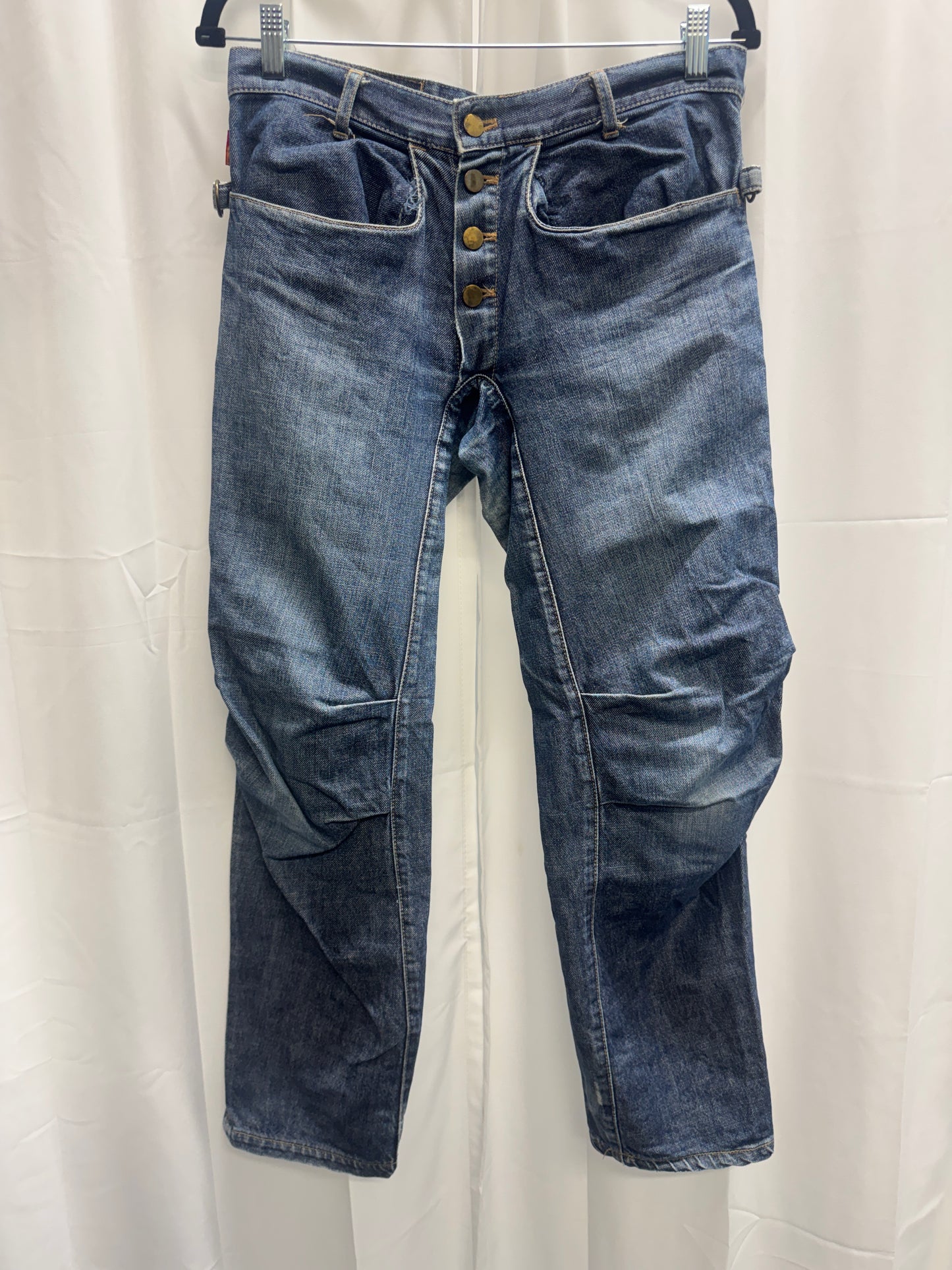 beauty:beast — 1990s 3D Sculpted Knee Denim