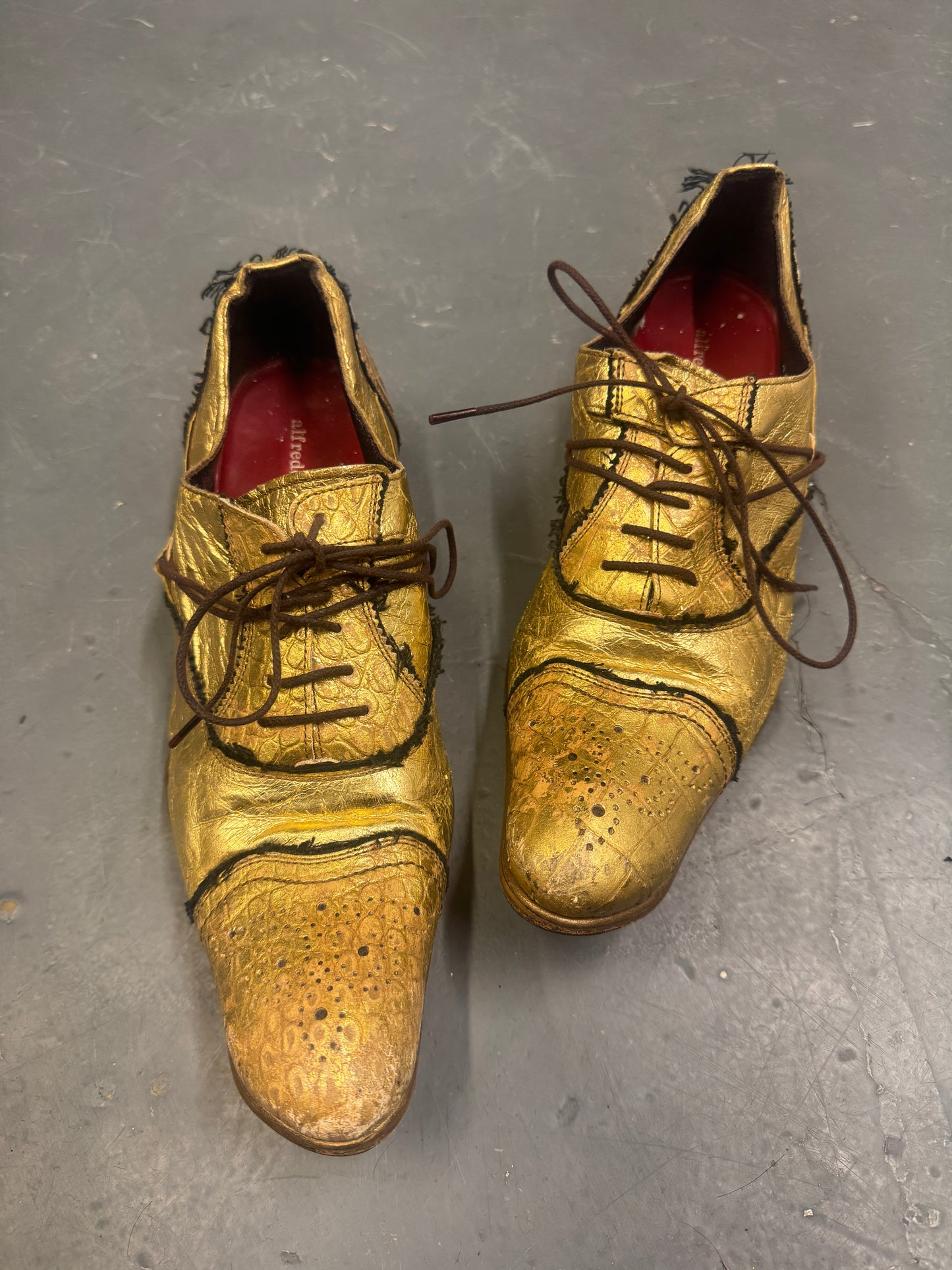 Alfredo Bannister Gold Leather Wrap Lace Pointed Shoe