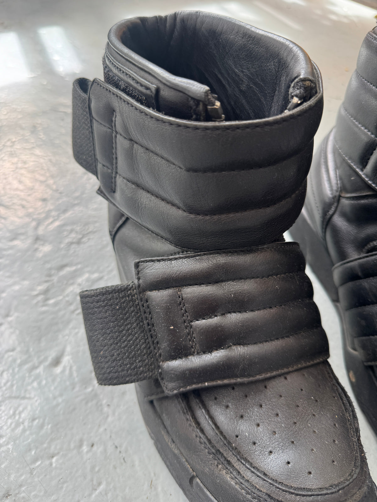 Diet Butcher Slim Skin Leather Astro Strap Sneaker Boot