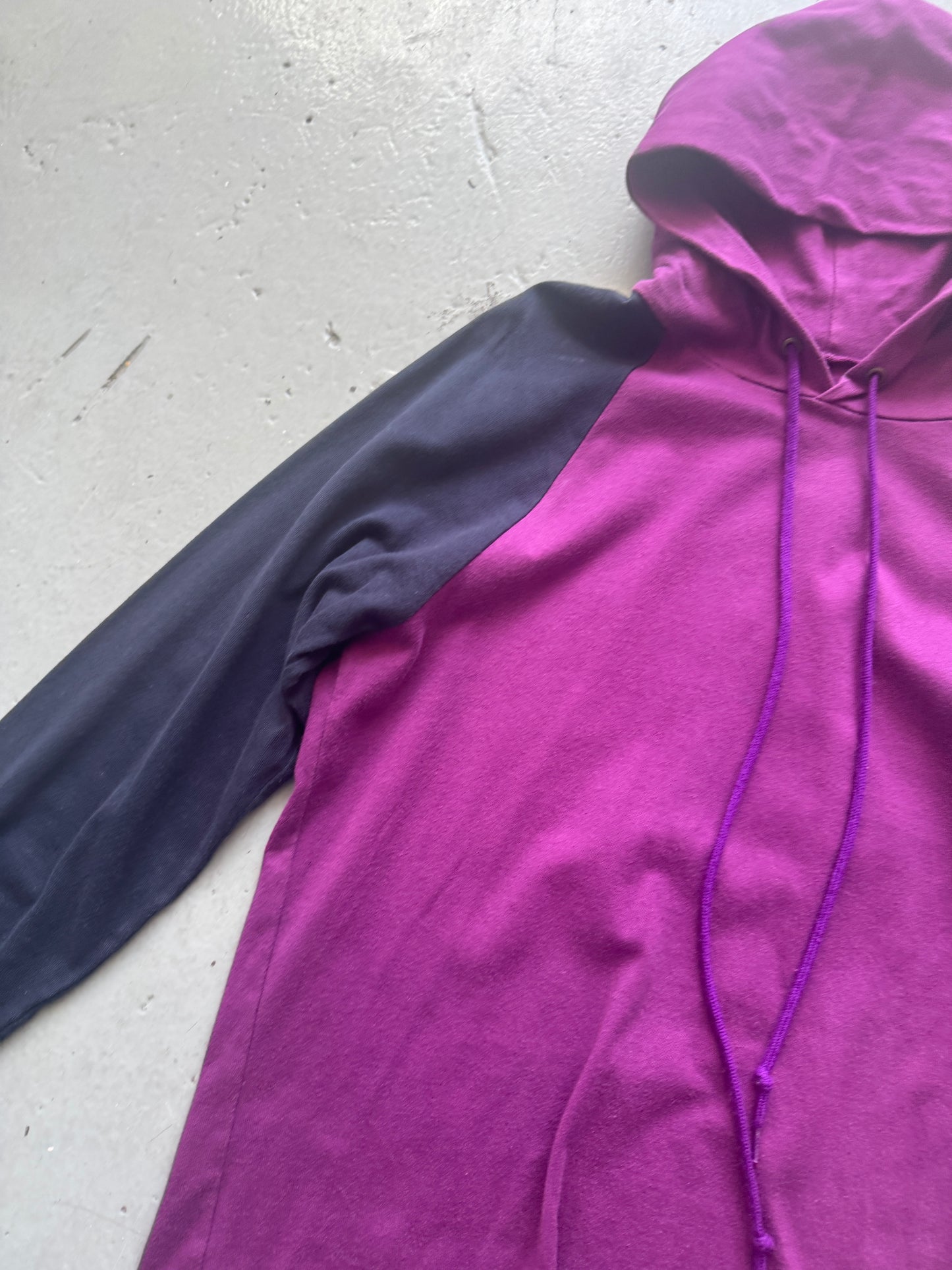 beauty:beast casualty light hoodie