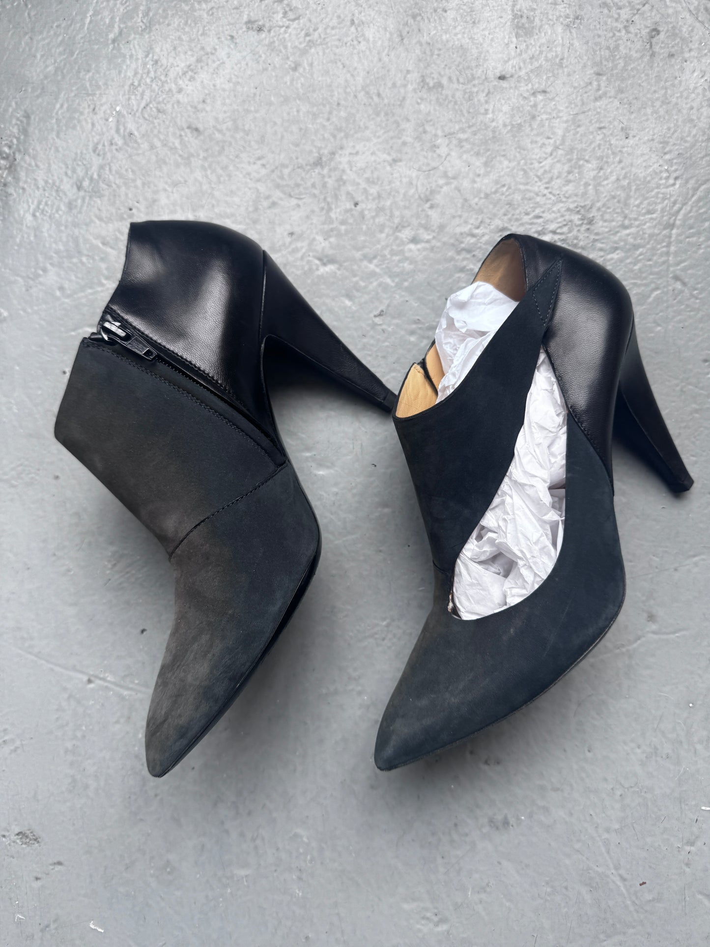 balenciaga suede cutout heel 39