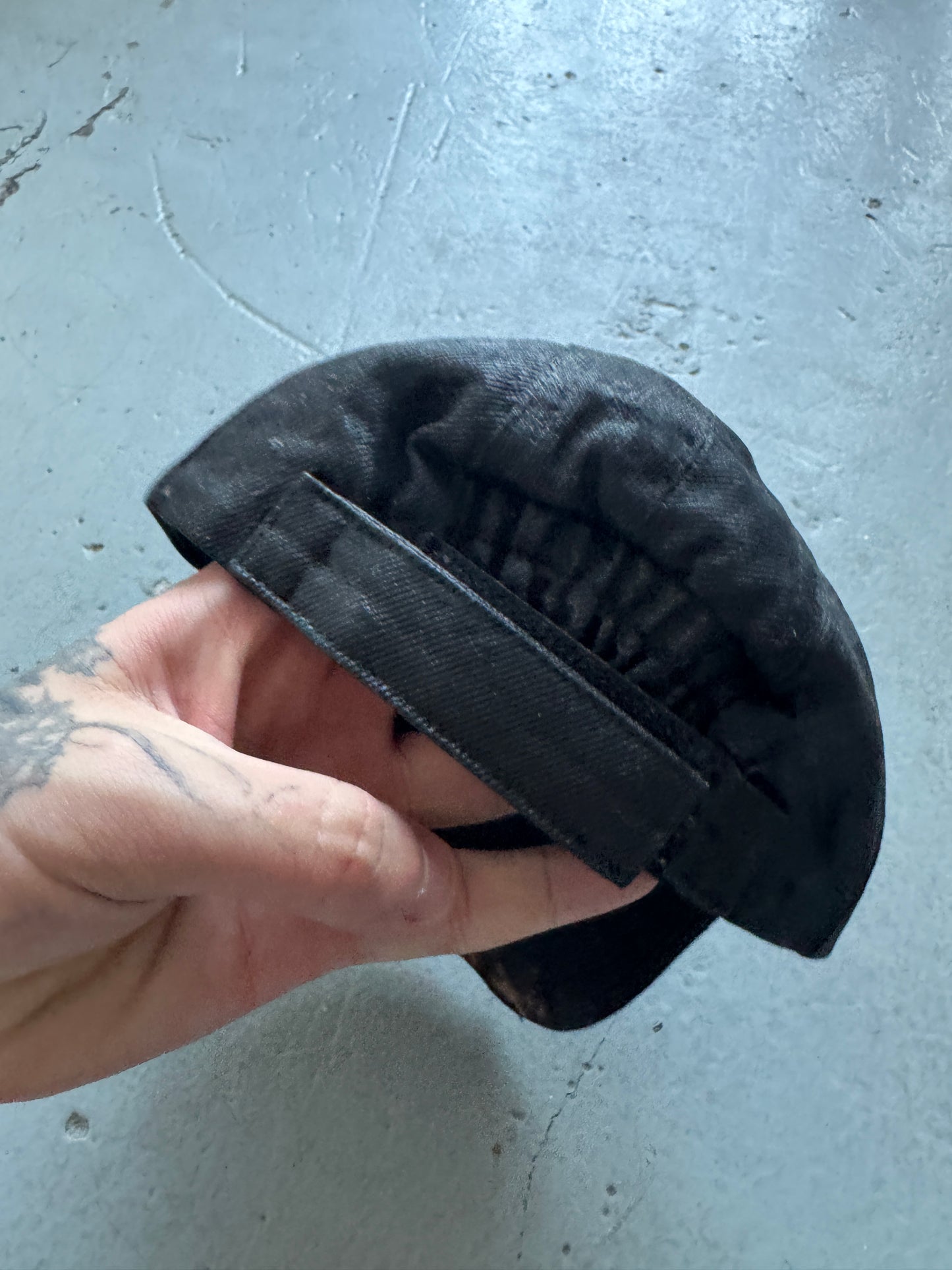 carnet archive oil processed duck bill cap