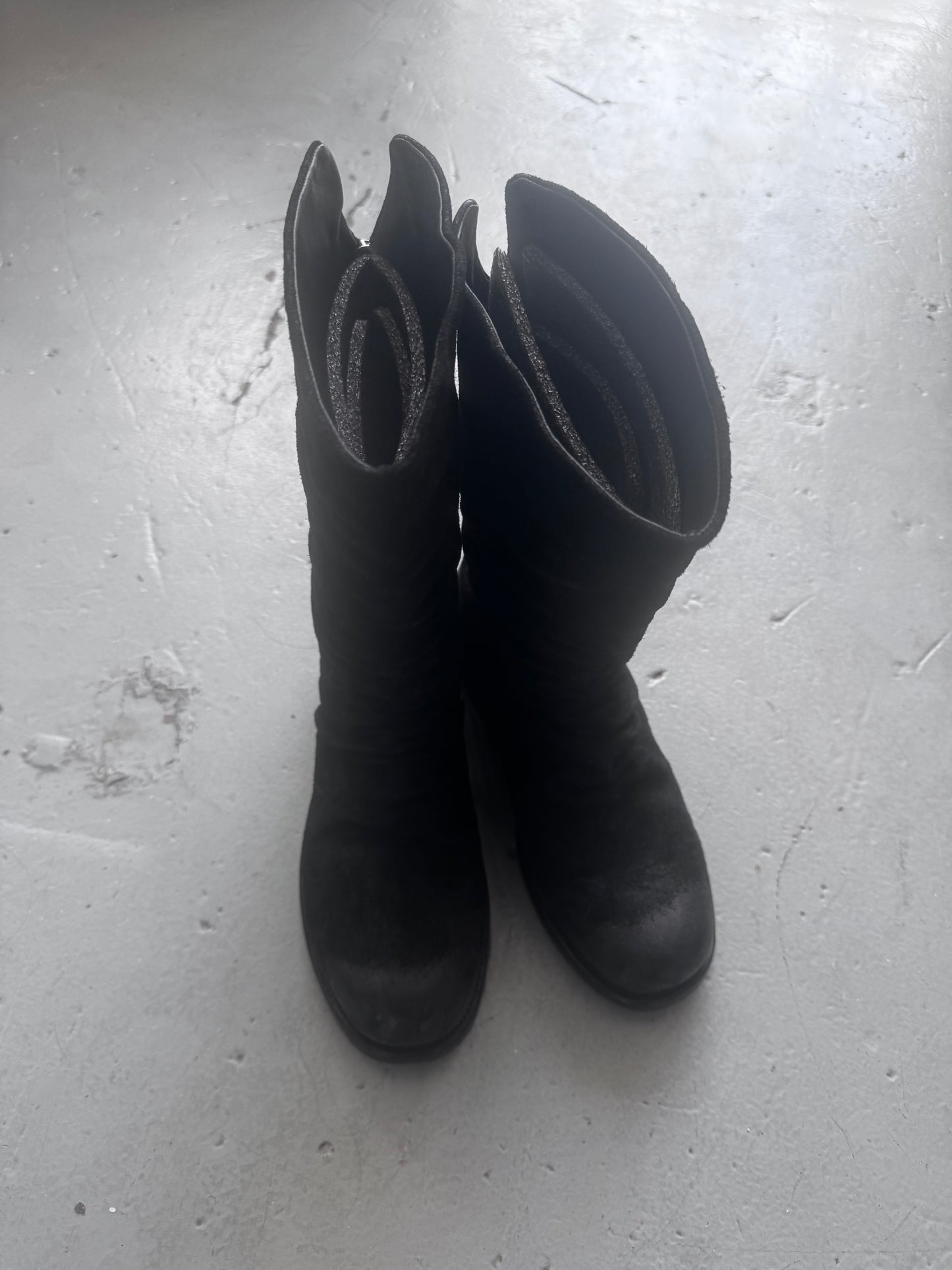 the last conspiracy knee high riding boot 44