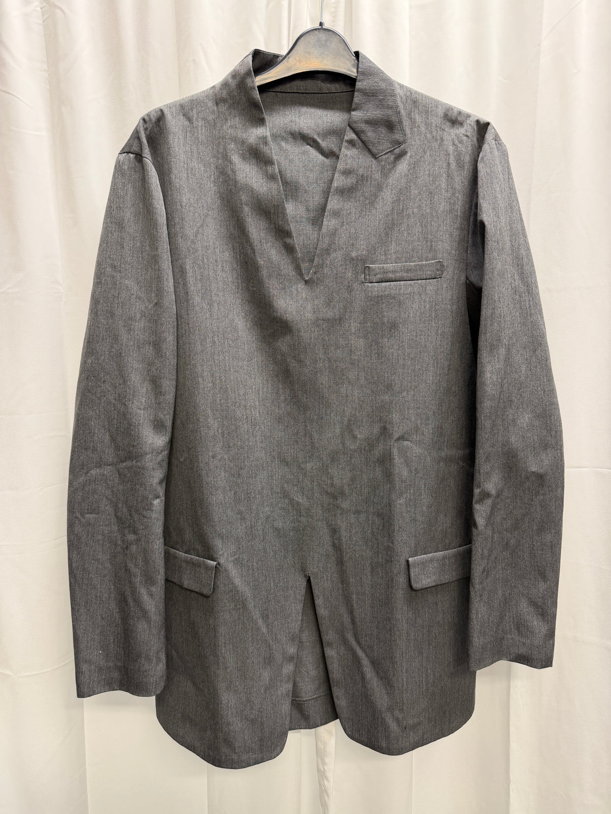 Beauty:Beast 2000s Grey Pullover Blazer (M)