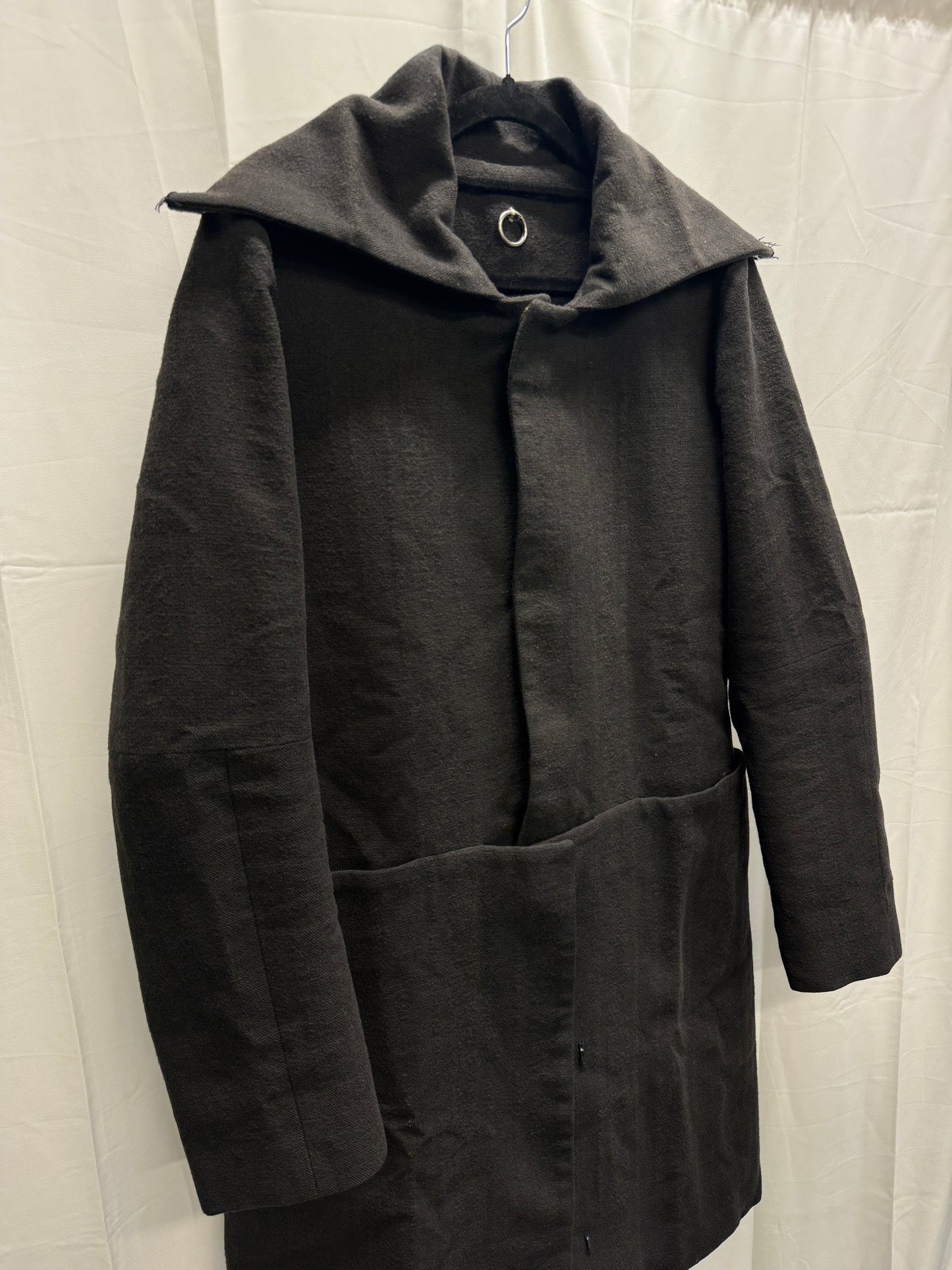 s/stere thick cashmere blend wing collar split coat