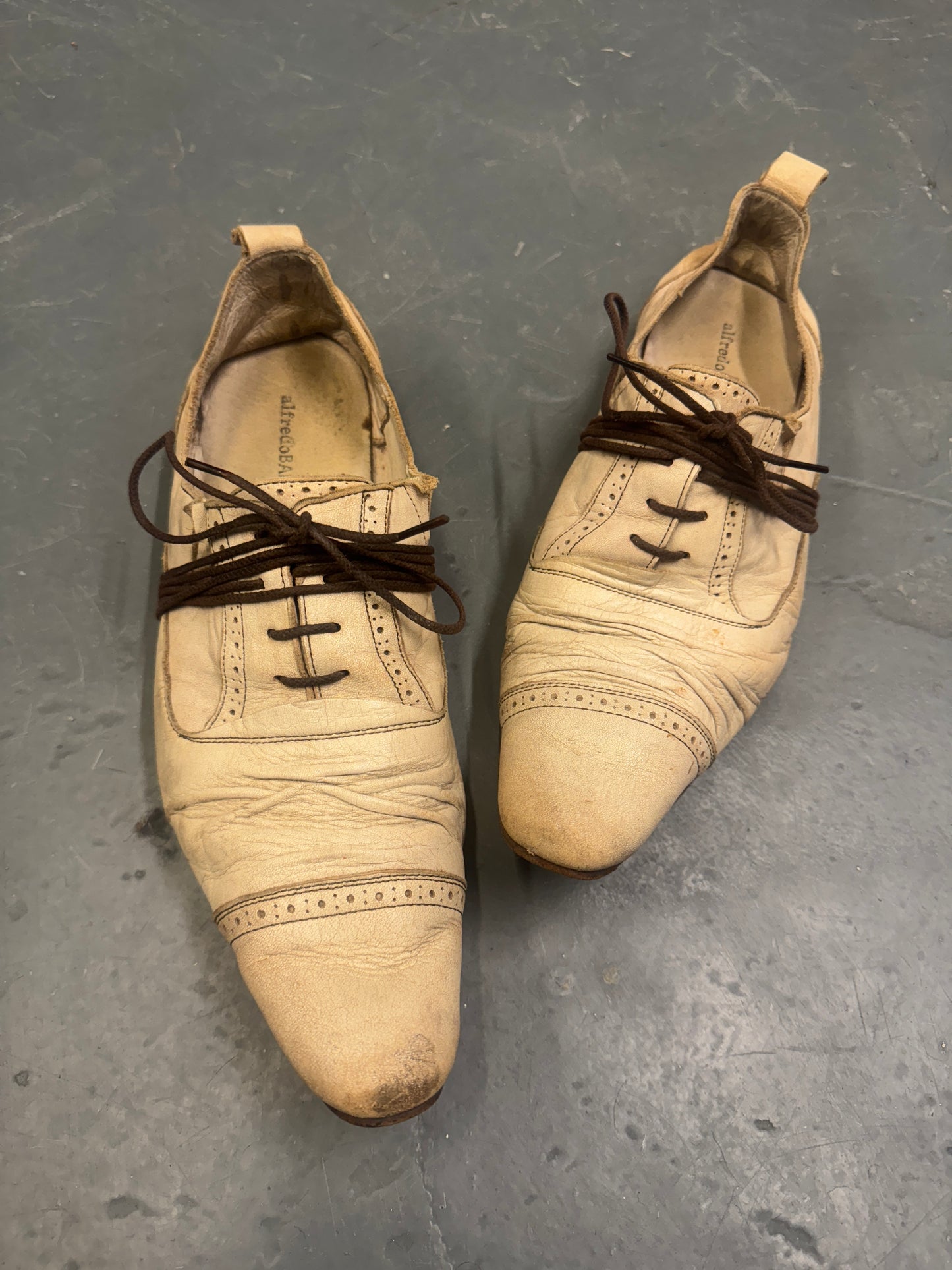 Alfredo Bannister Wrap Lace Leather Shoe