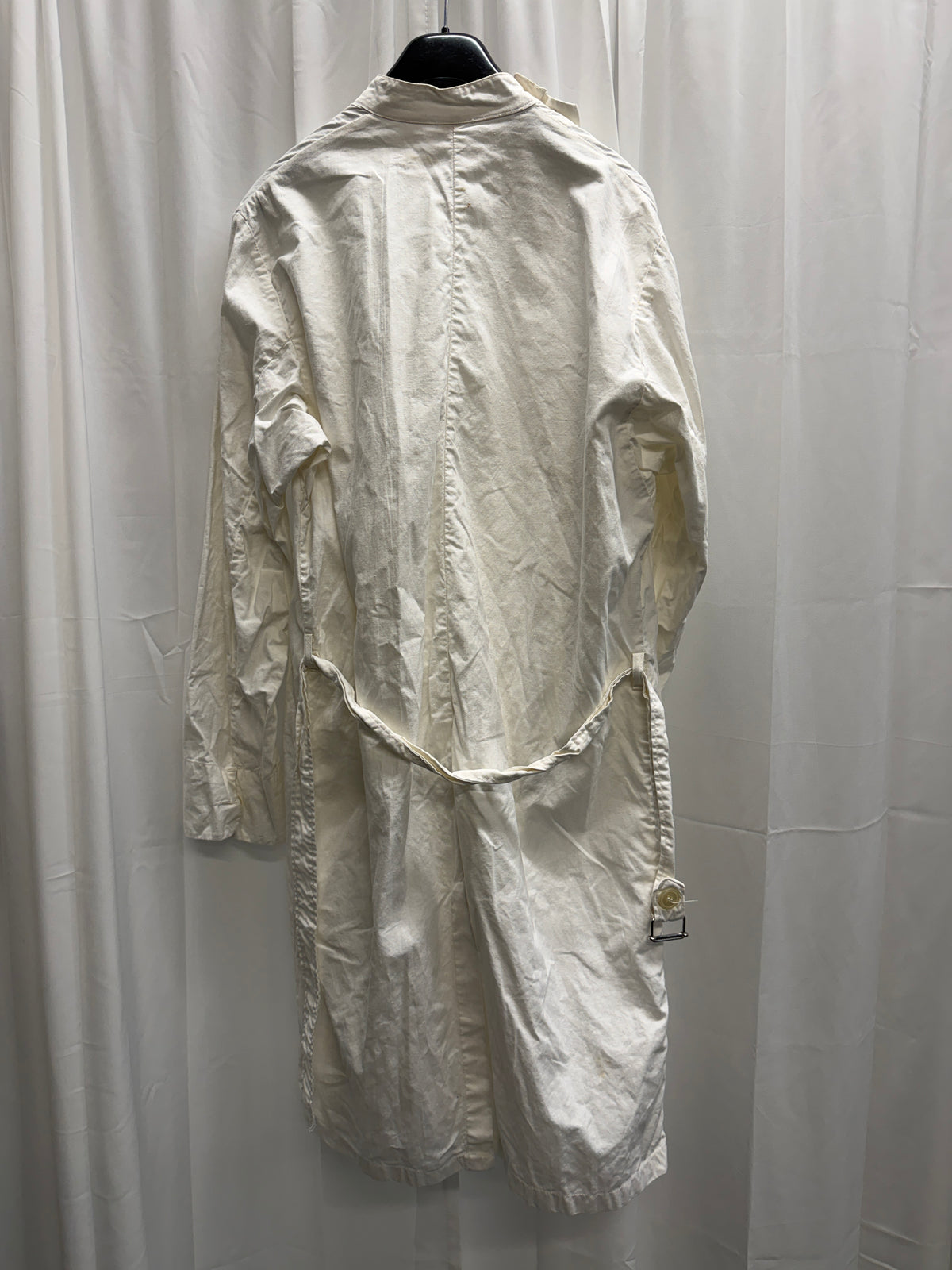 Vintage Cross-Front Buttoned Fencing-Inspired Cotton Lab Coat (M)