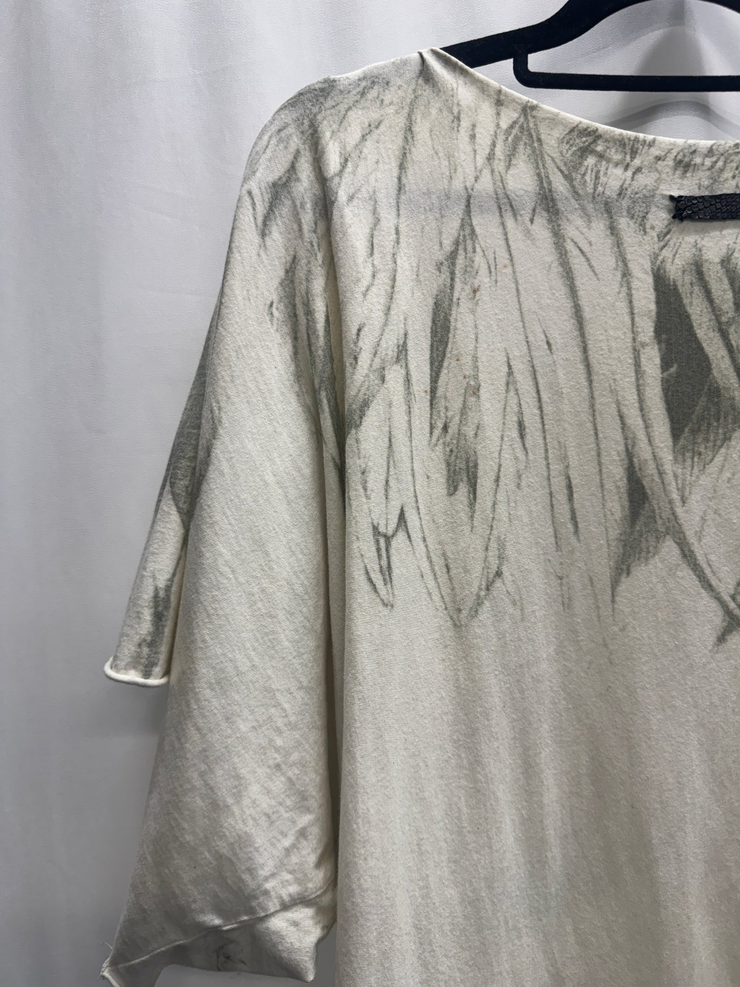ifsixwasnine wide feather wing top